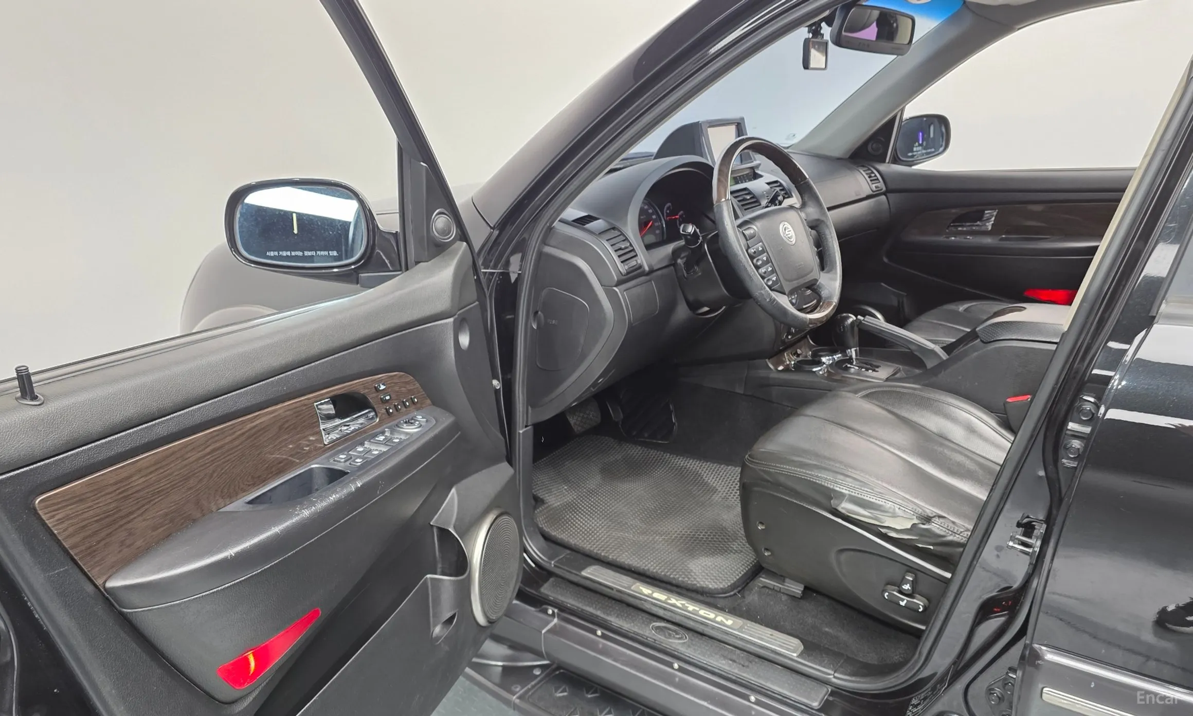 KG Mobility (SsangYong) Super Rexton превью 11