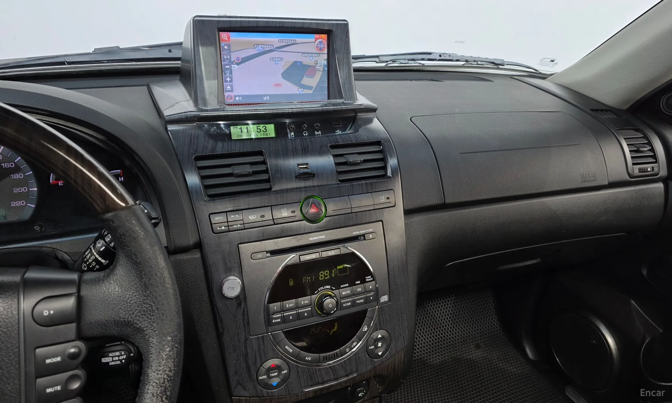 KG Mobility (SsangYong) Super Rexton превью 15