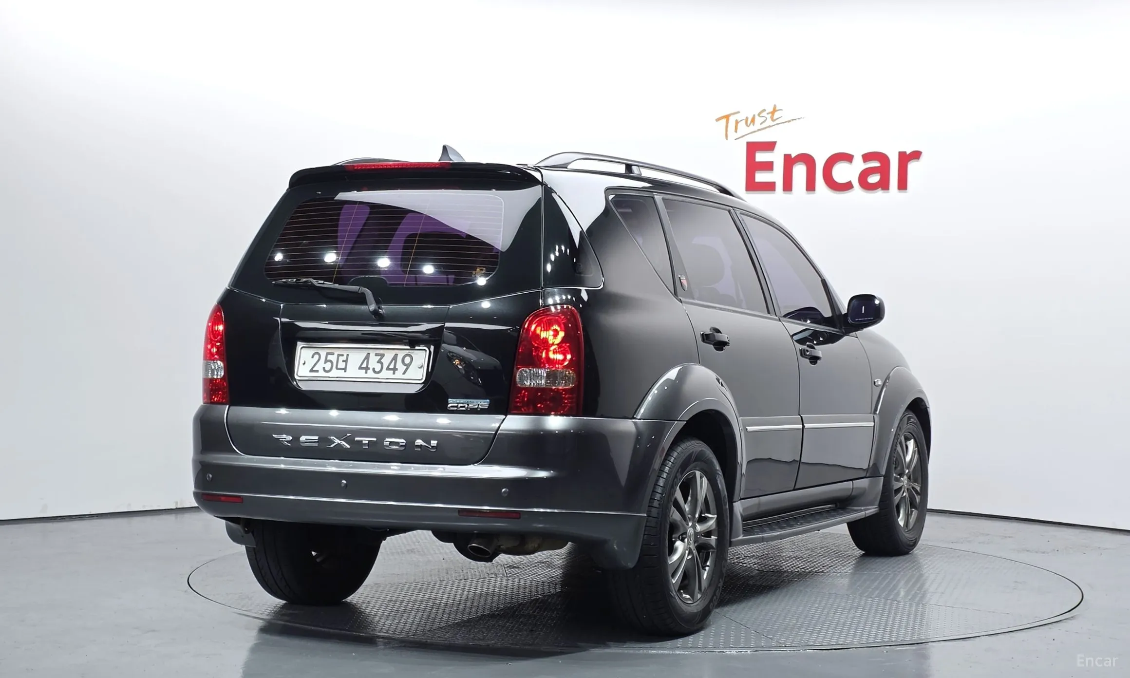 KG Mobility (SsangYong) Super Rexton превью 2