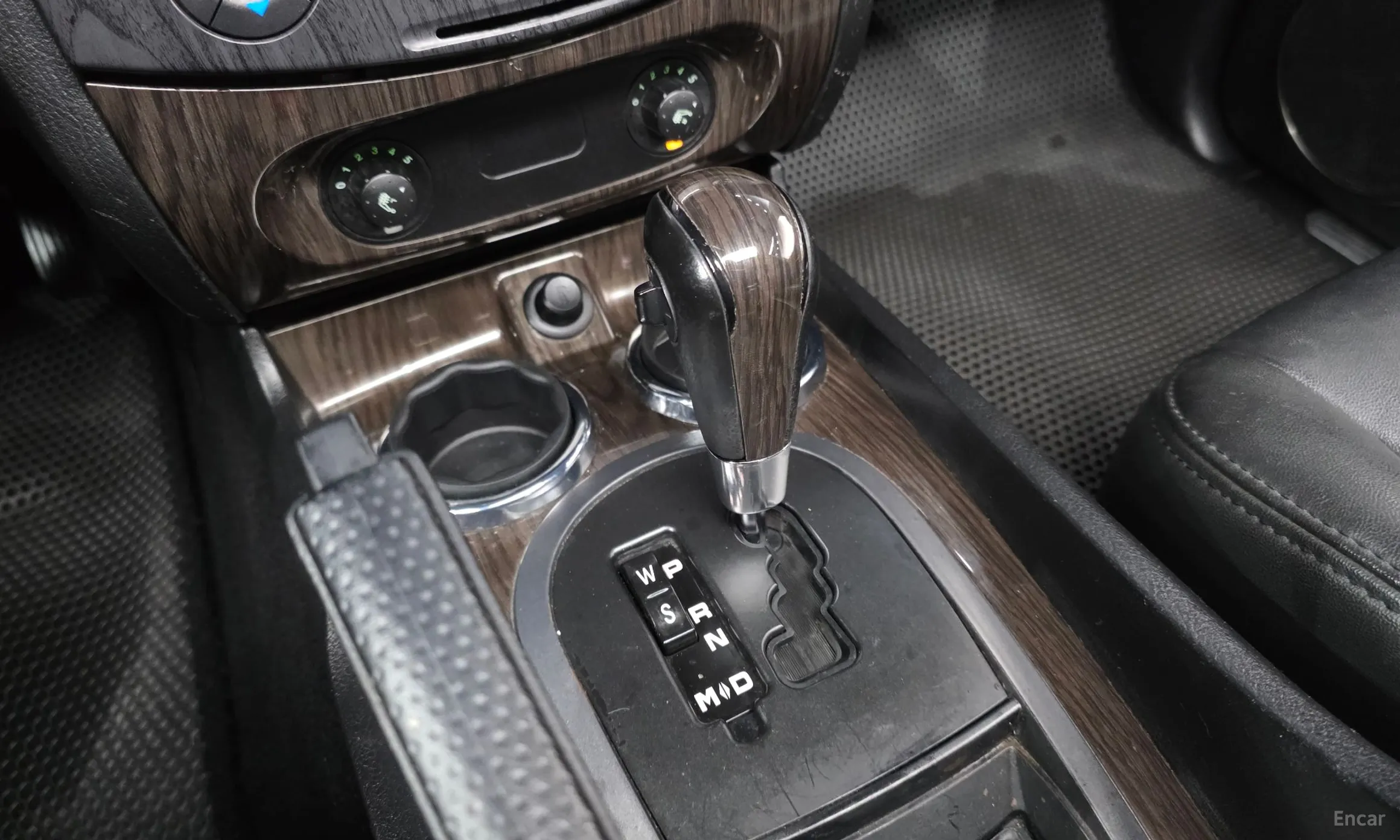 KG Mobility (SsangYong) Super Rexton превью 9