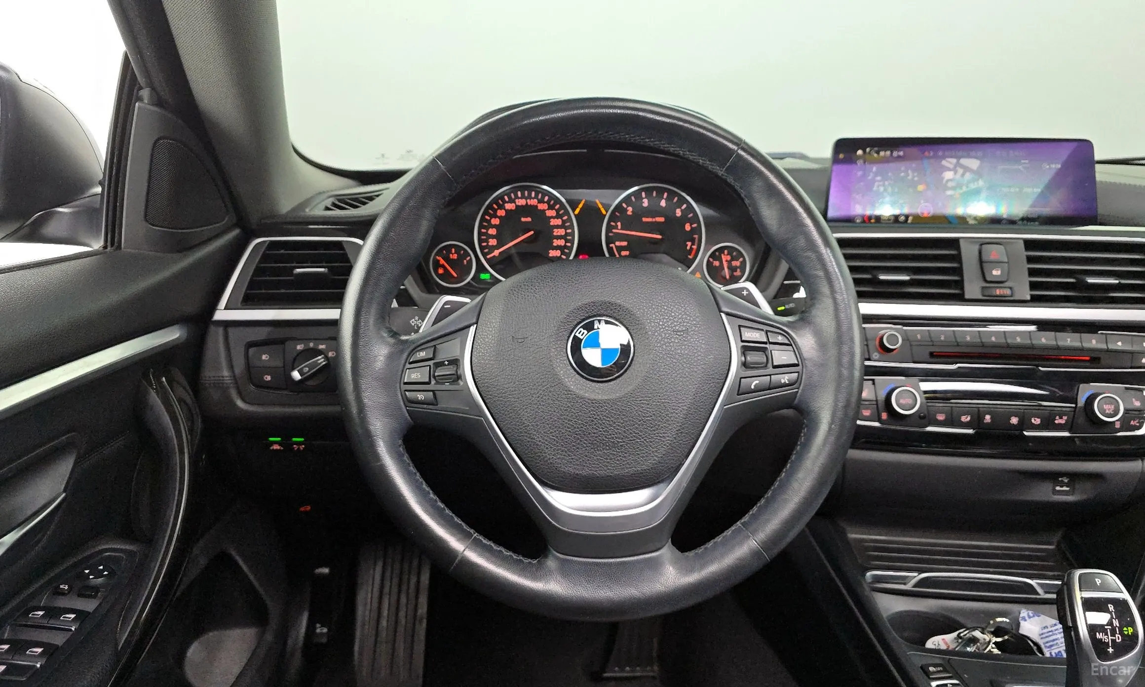 BMW Series 4 (F32) превью 13