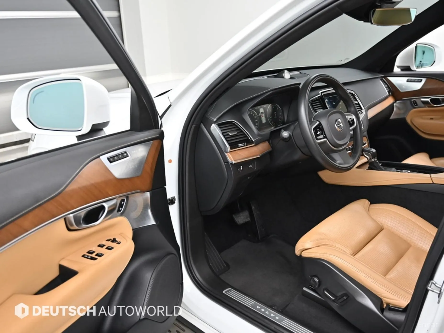 Volvo XC90 Gen 2 превью 11