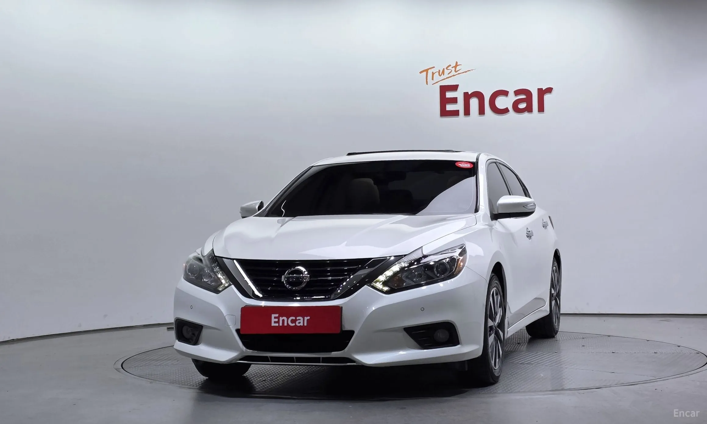 Nissan Altima превью 3