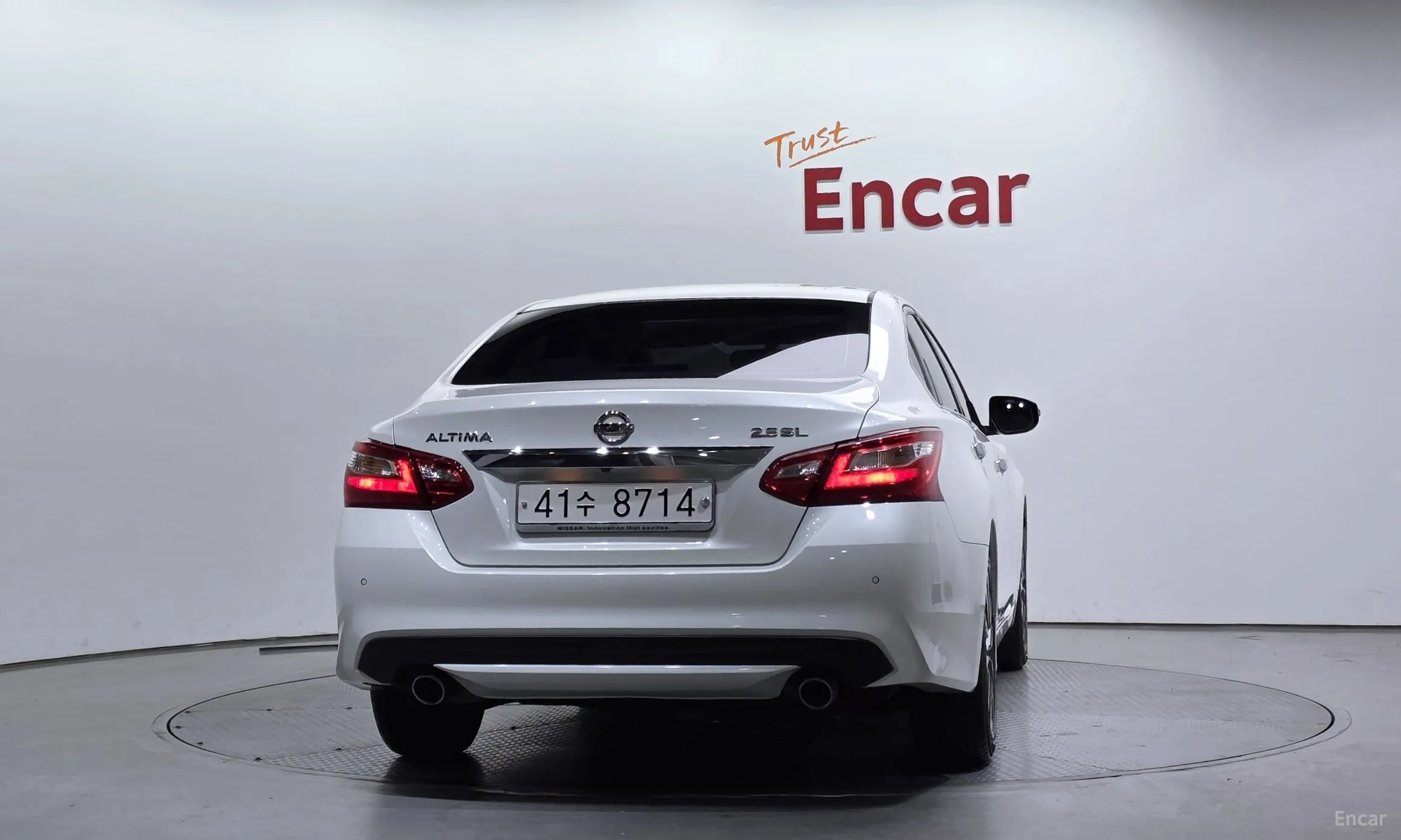Nissan Altima превью 4