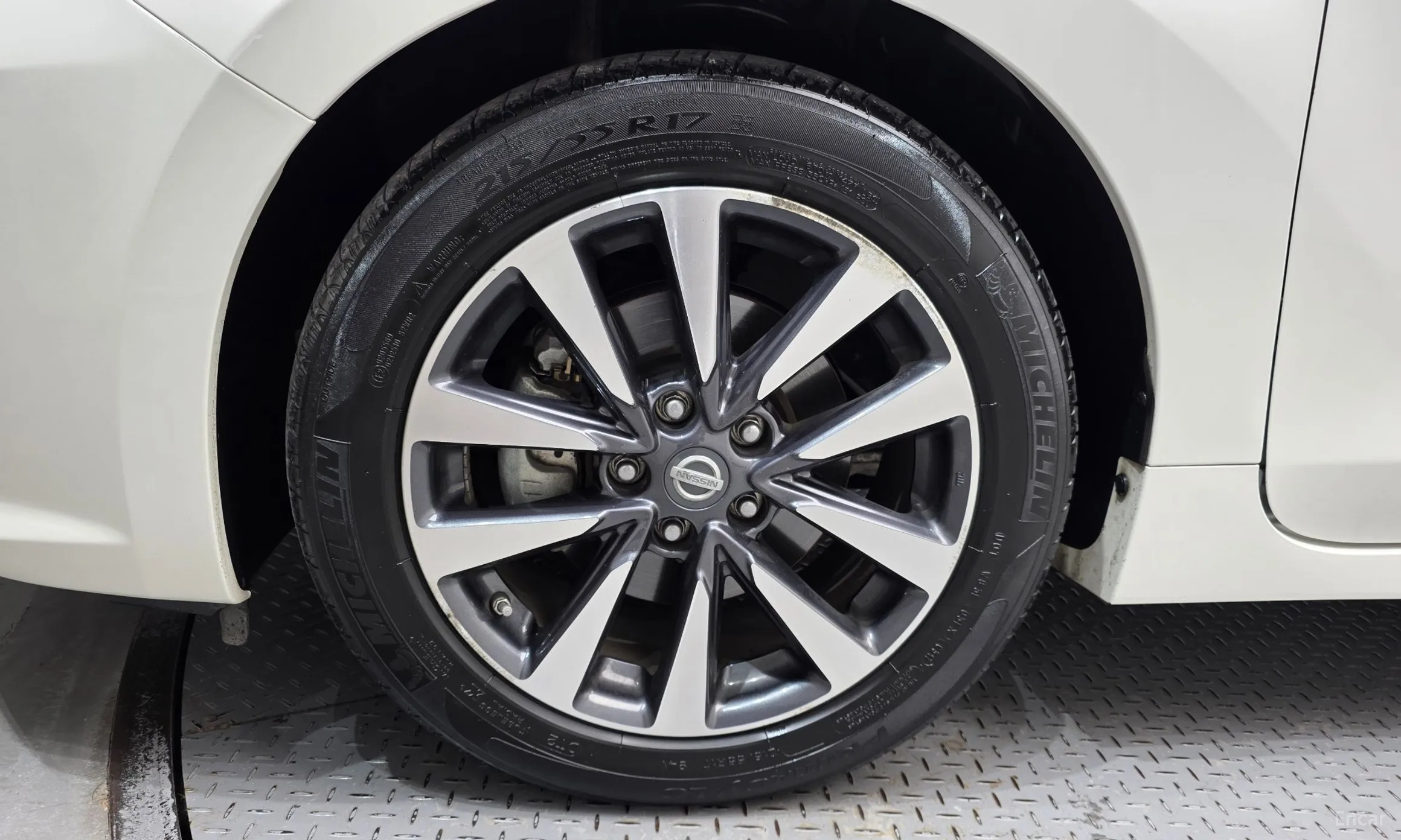Nissan Altima превью 5