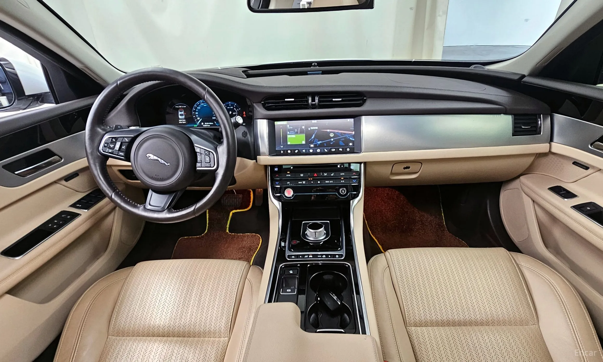 Jaguar XF (x260) превью 7