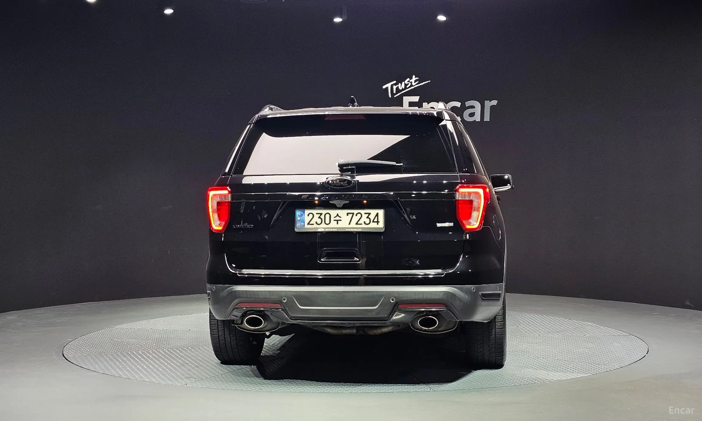 Ford Explorer превью 4