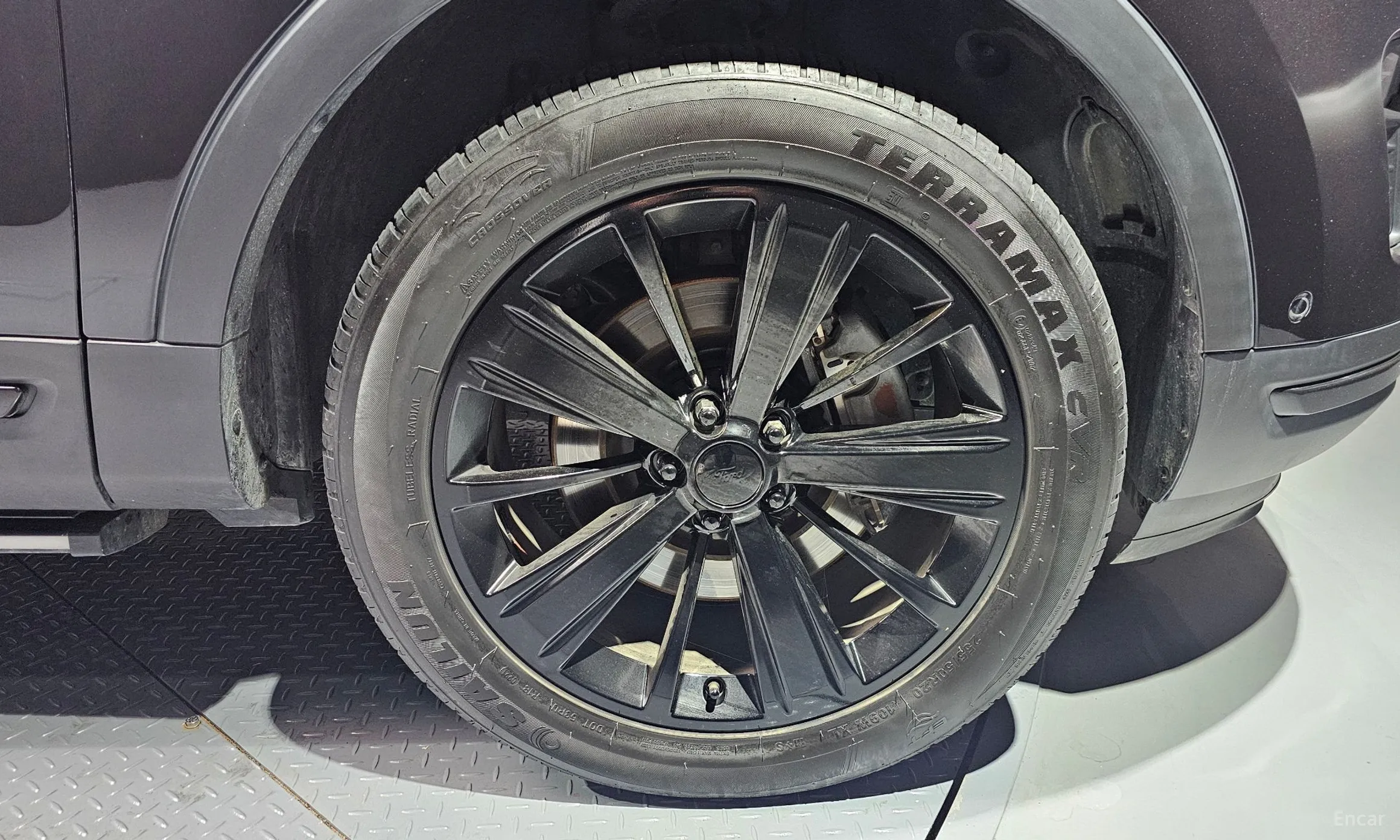 Ford Explorer превью 5