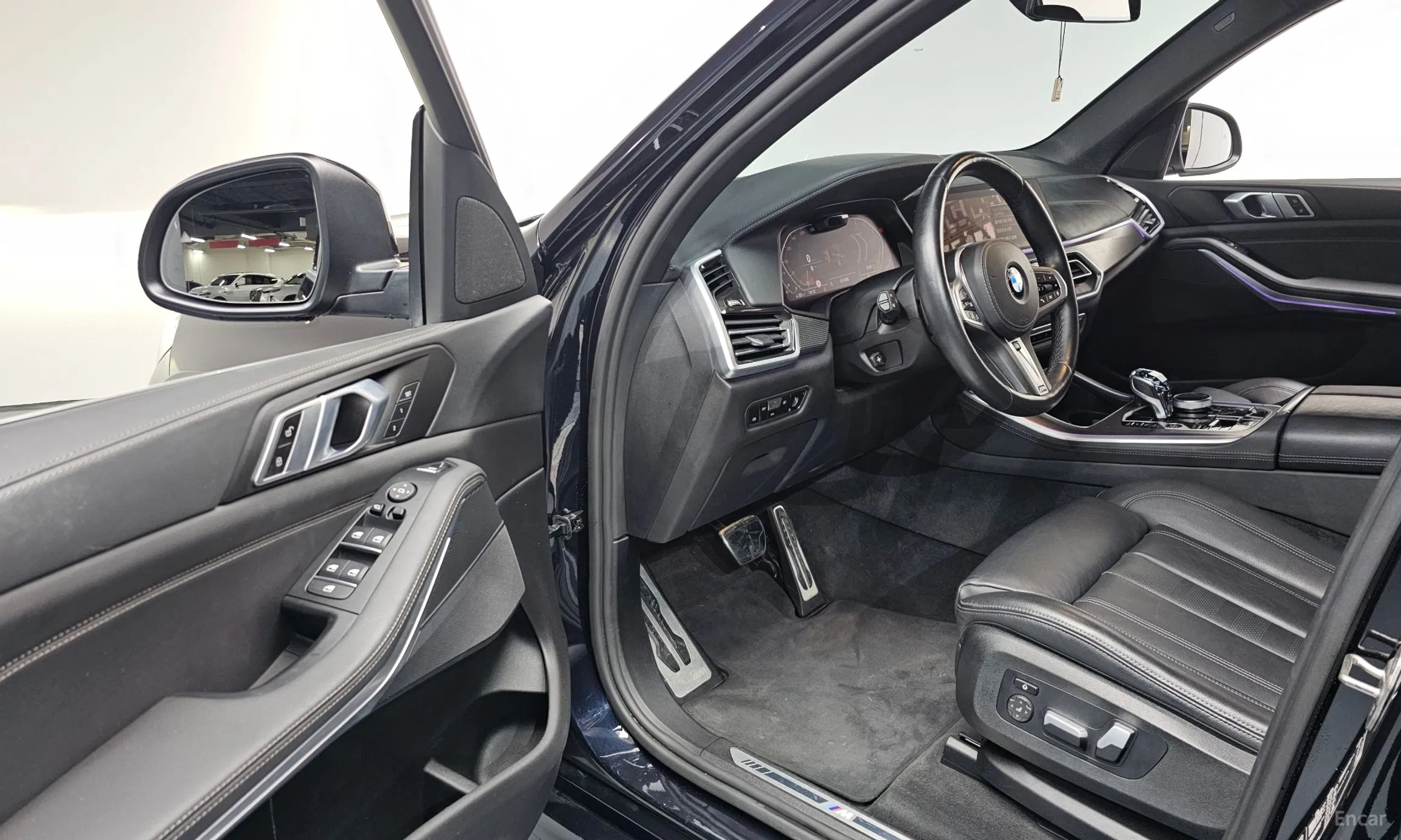 BMW X5 (G05) превью 11