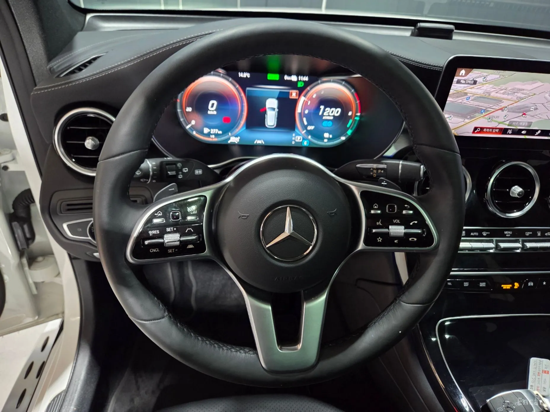 Mercedes Benz GLC-Class X253 превью 16