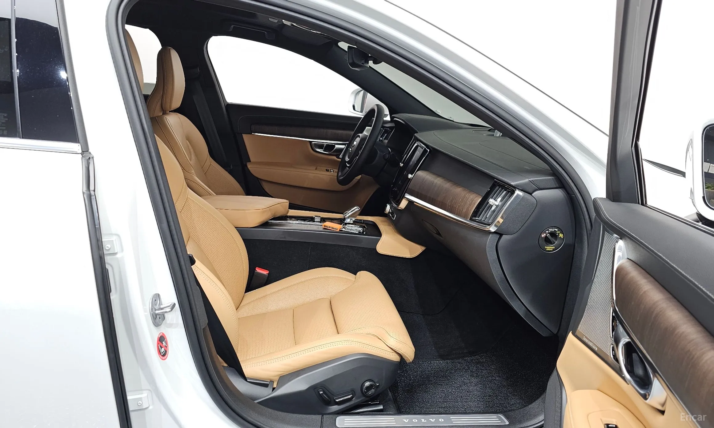 Volvo S90 превью 11