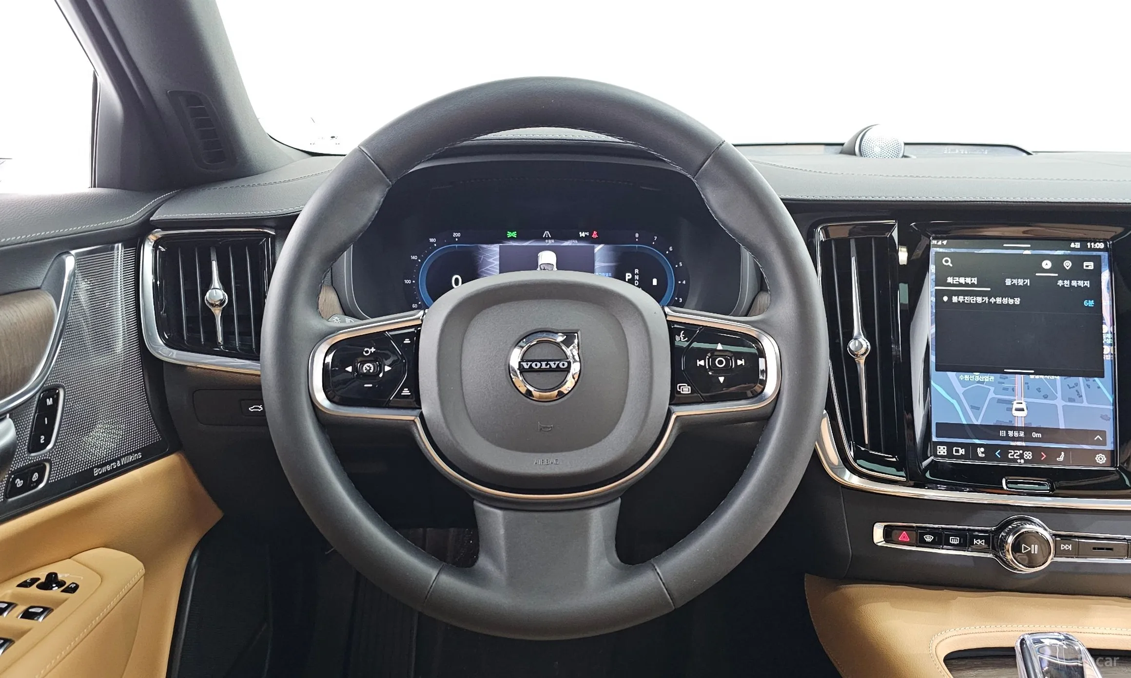 Volvo S90 превью 13