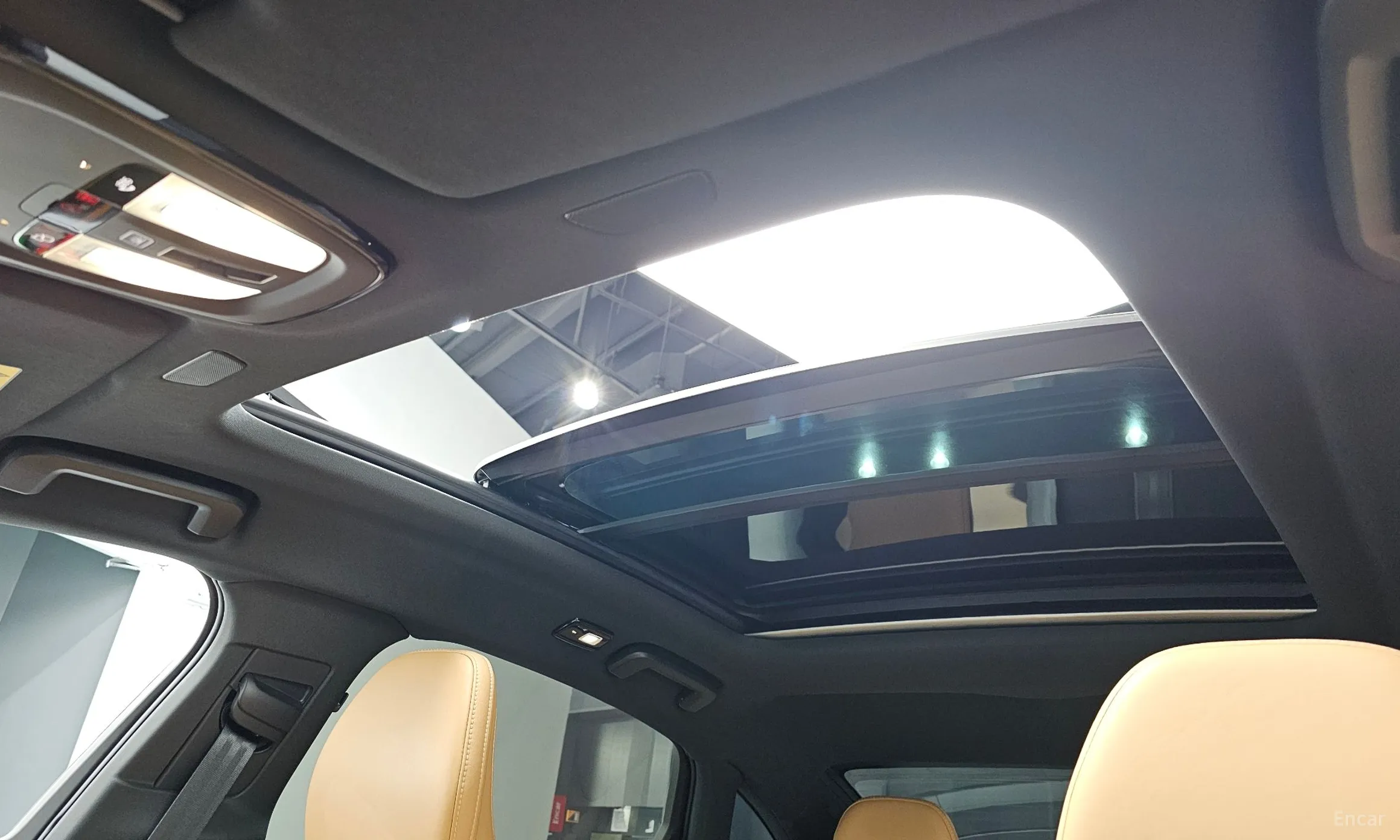Volvo S90 превью 19