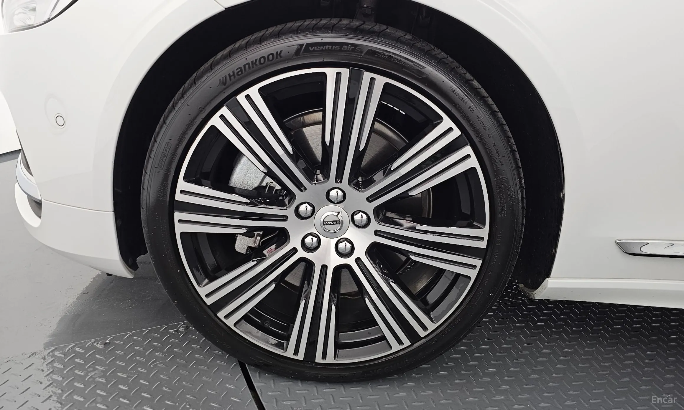 Volvo S90 превью 5