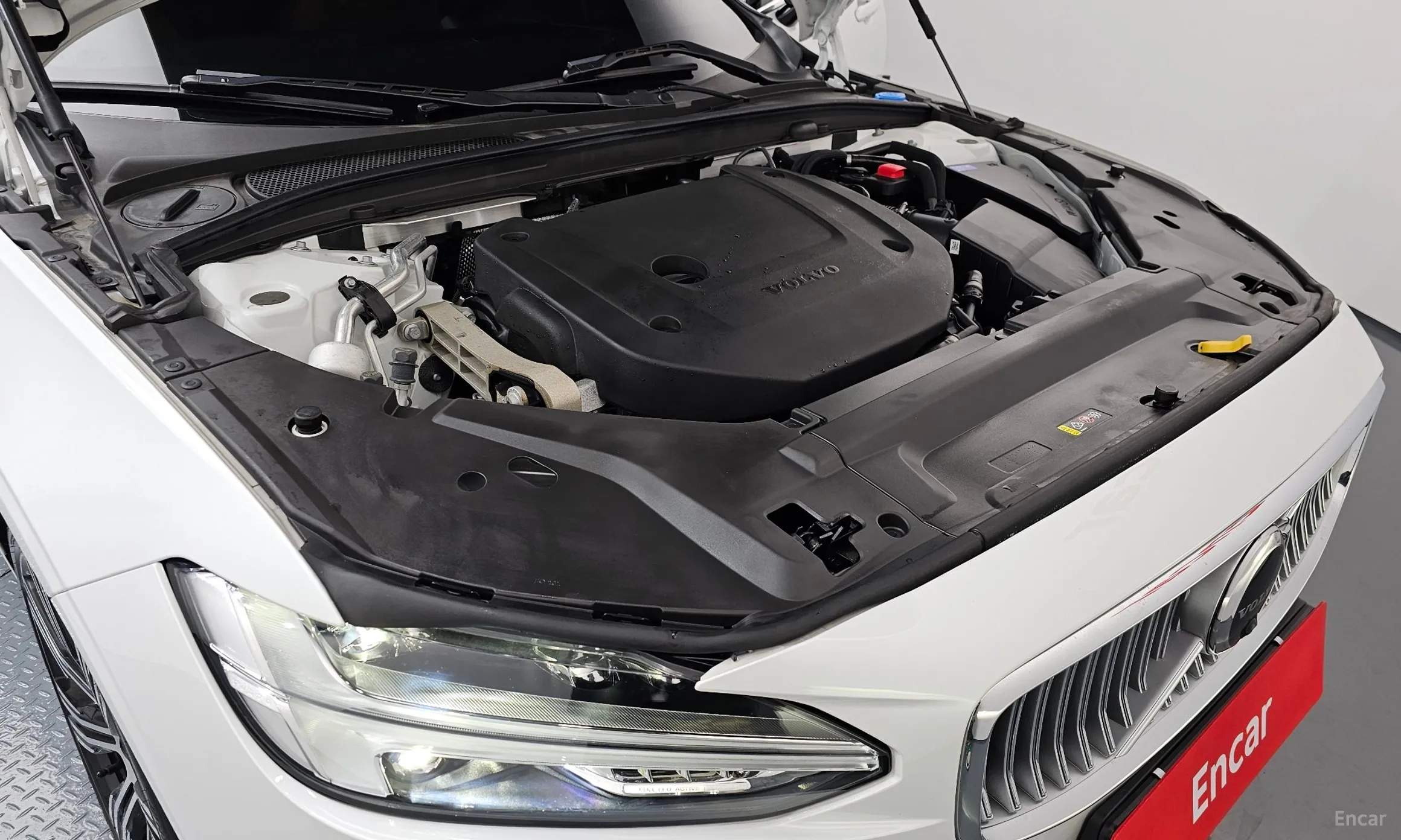 Volvo S90 превью 6