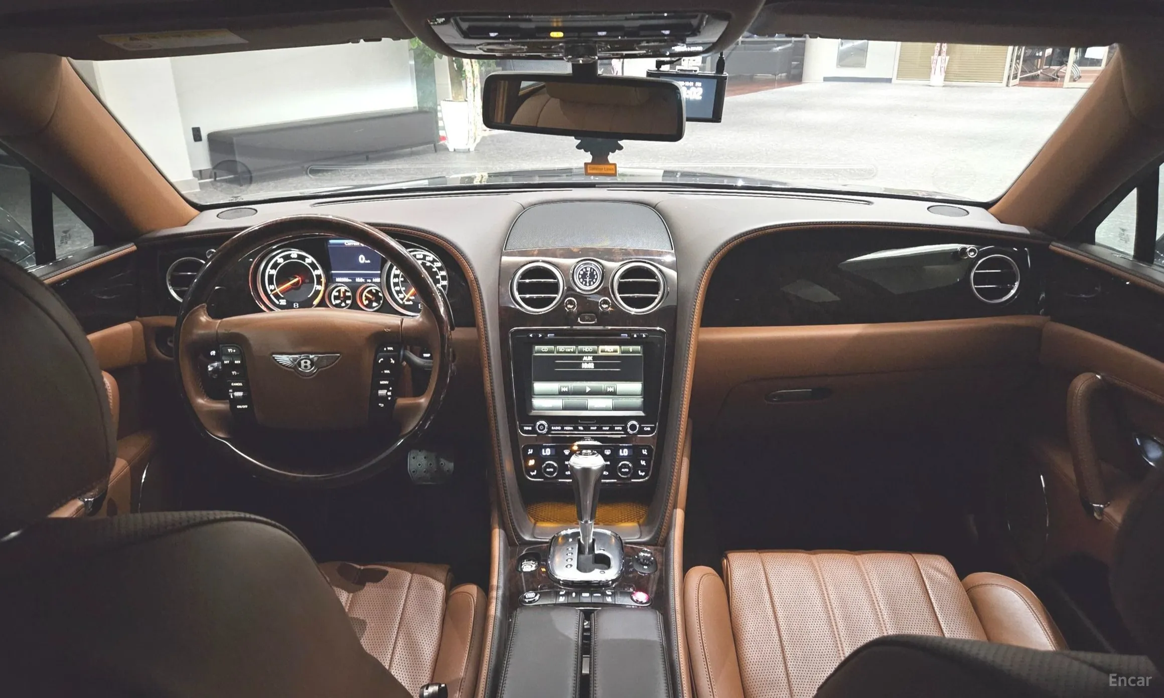 Bentley Flying Spur 2nd Generation превью 7