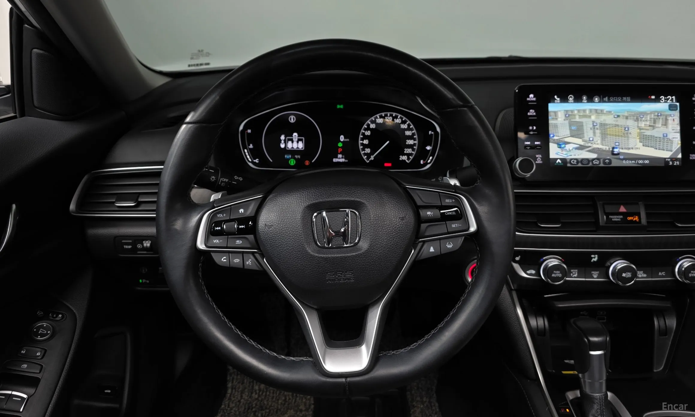 Honda Accord 10th Generation превью 13