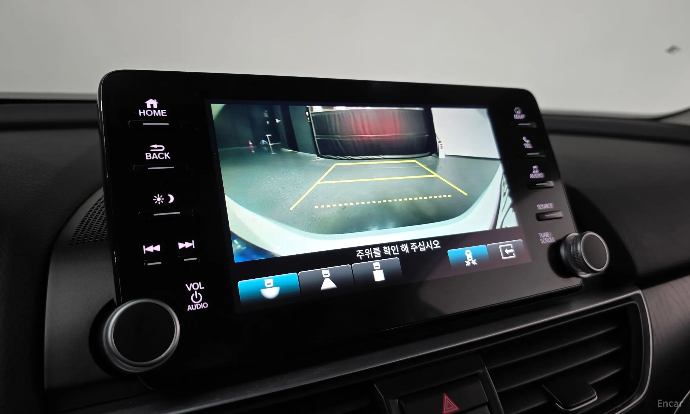 Honda Accord 10th Generation превью 16