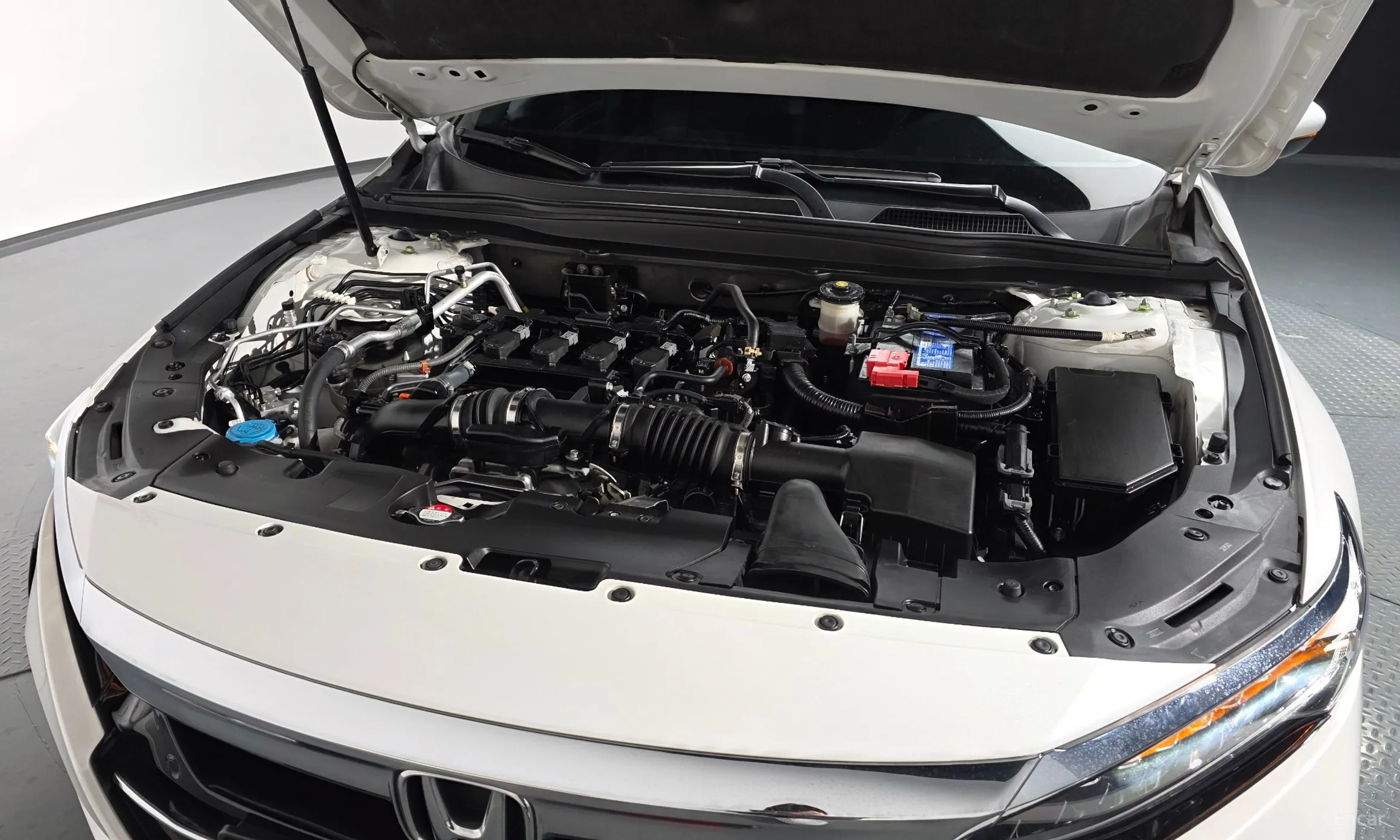 Honda Accord 10th Generation превью 6