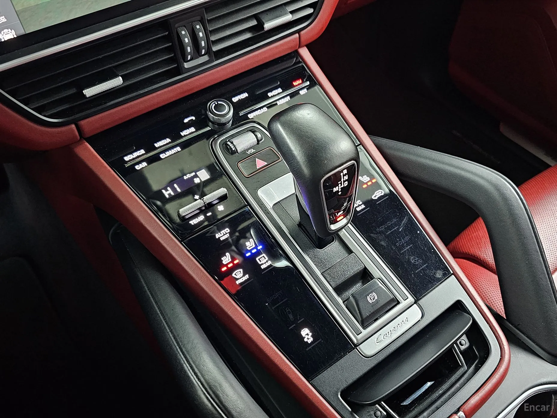 Porsche Cayenne (PO536) превью 15