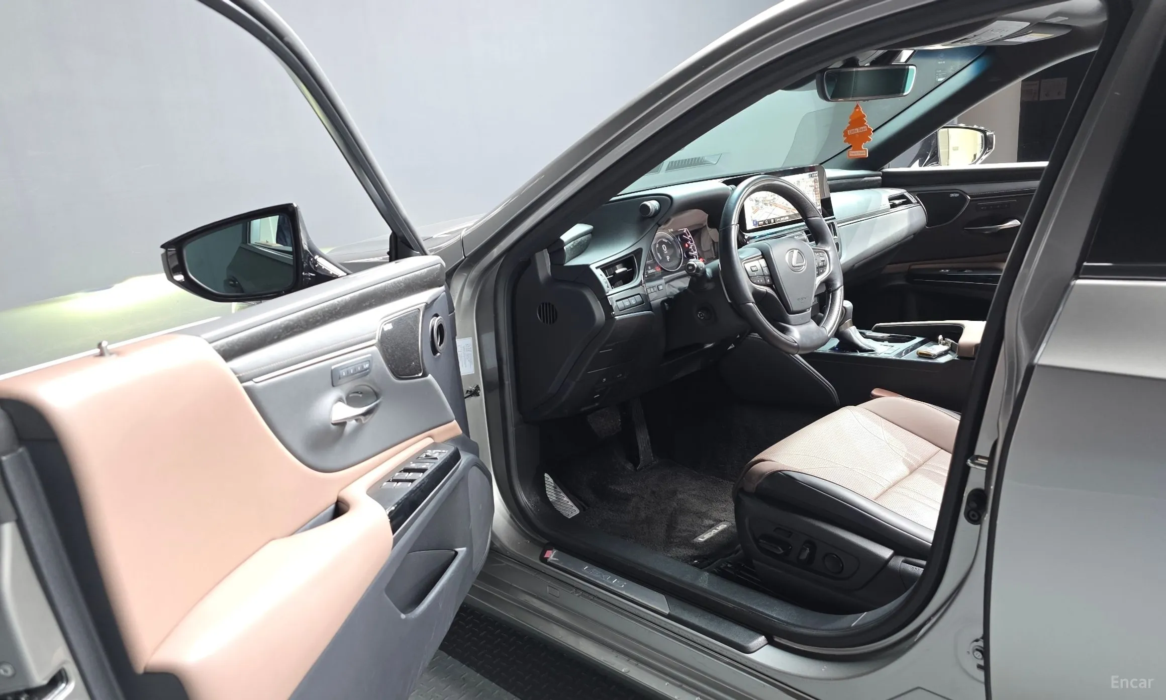 Lexus ES300h 7th Generation превью 10