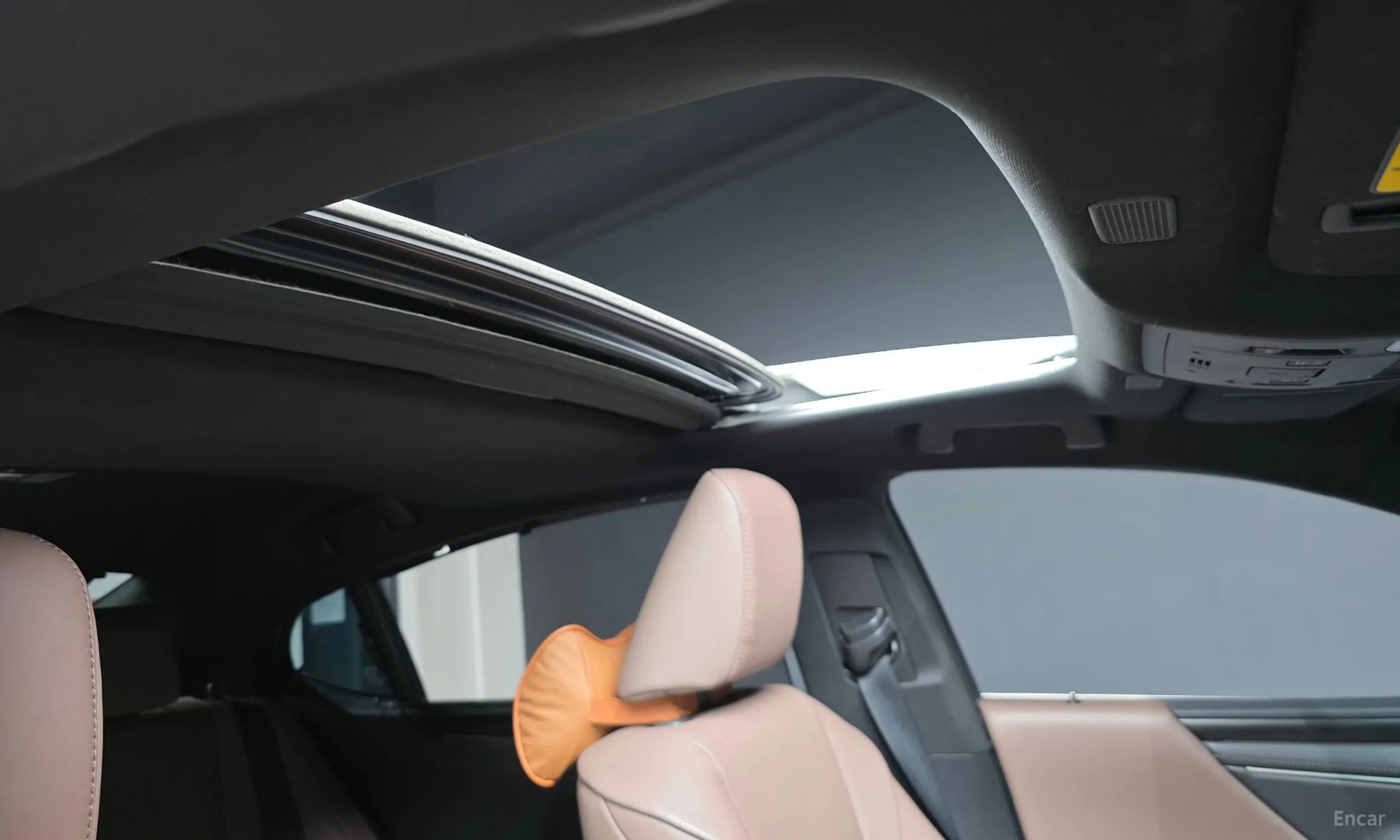 Lexus ES300h 7th Generation превью 18