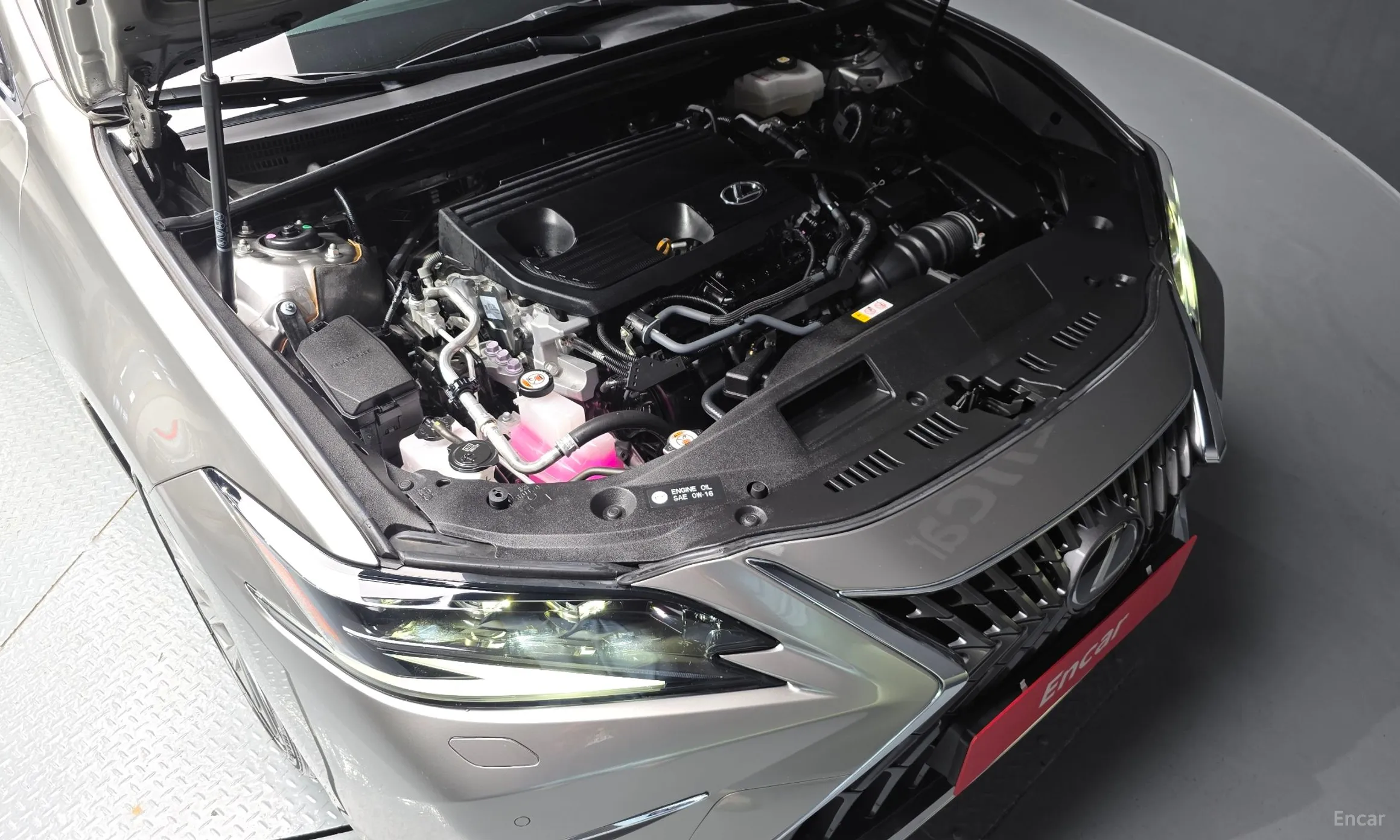 Lexus ES300h 7th Generation превью 6