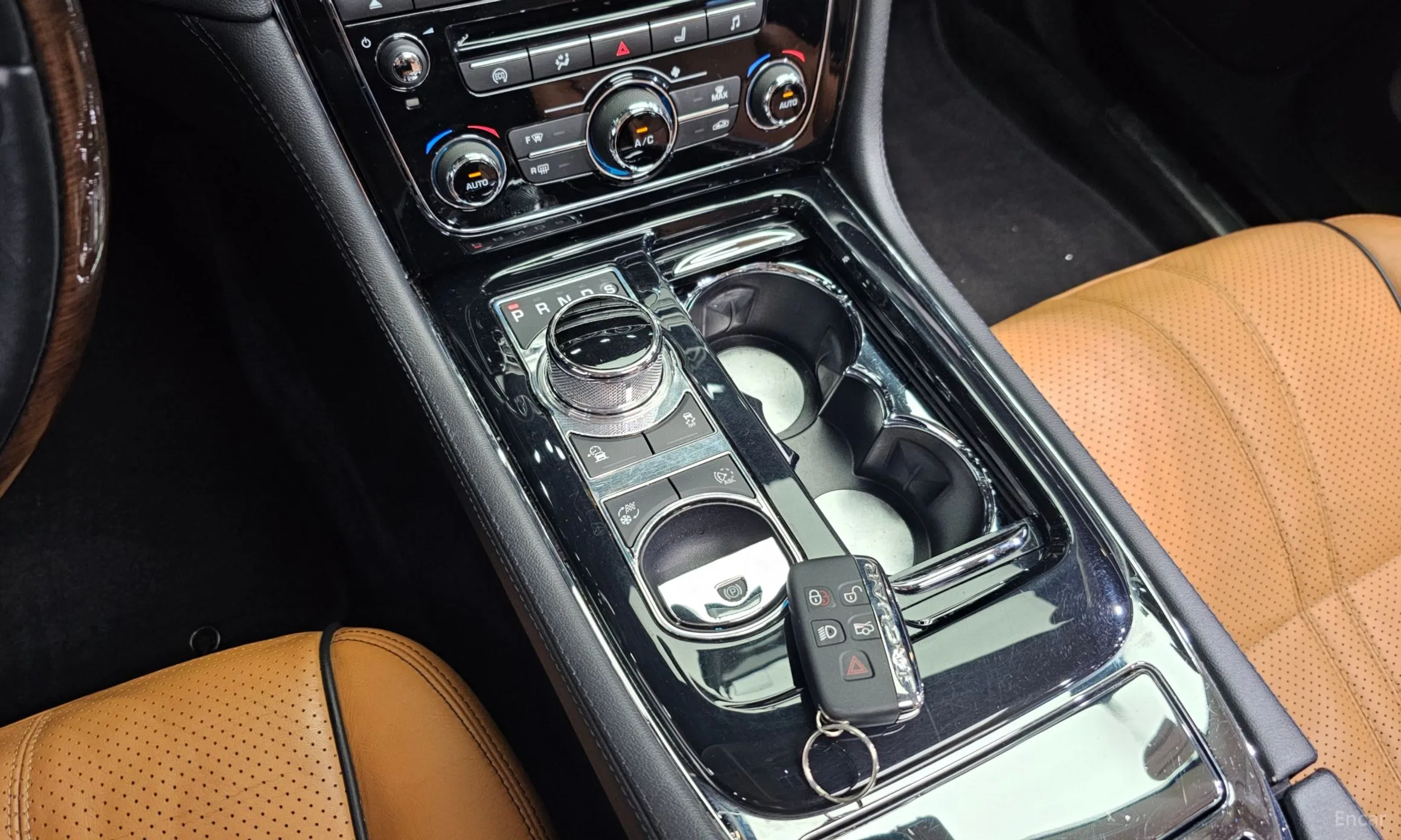 Jaguar All New XJ превью 9