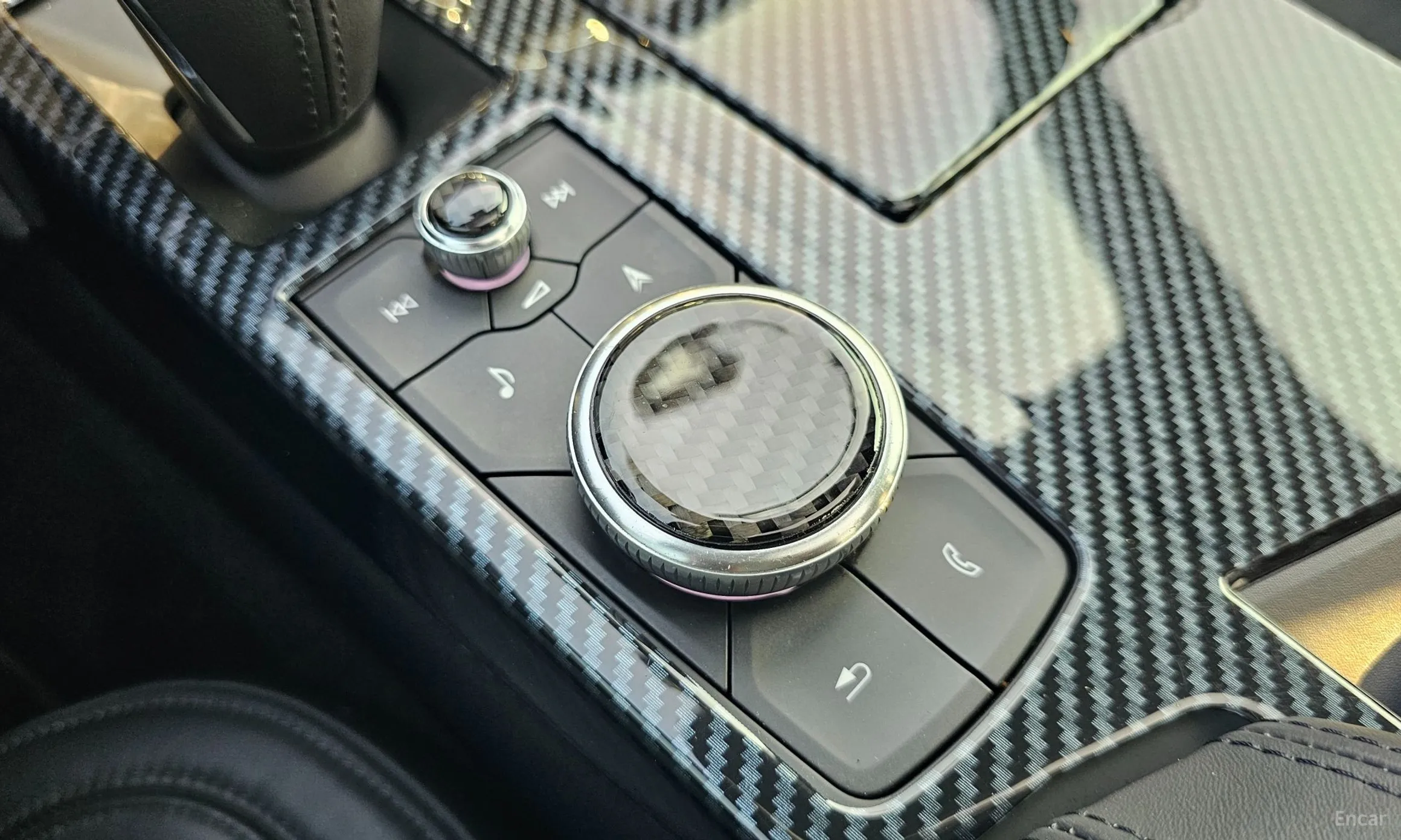 Cadillac CT6 превью 14