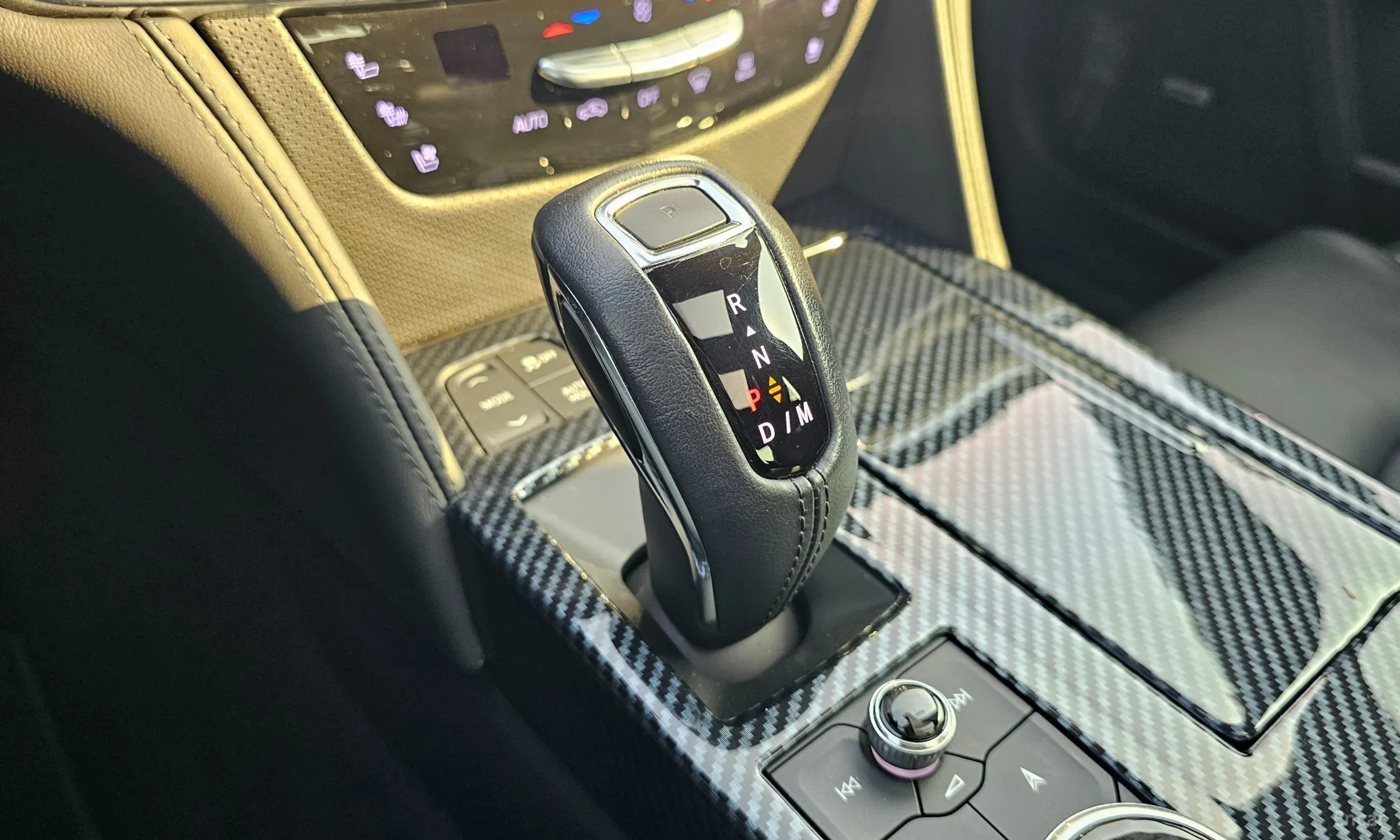 Cadillac CT6 превью 8