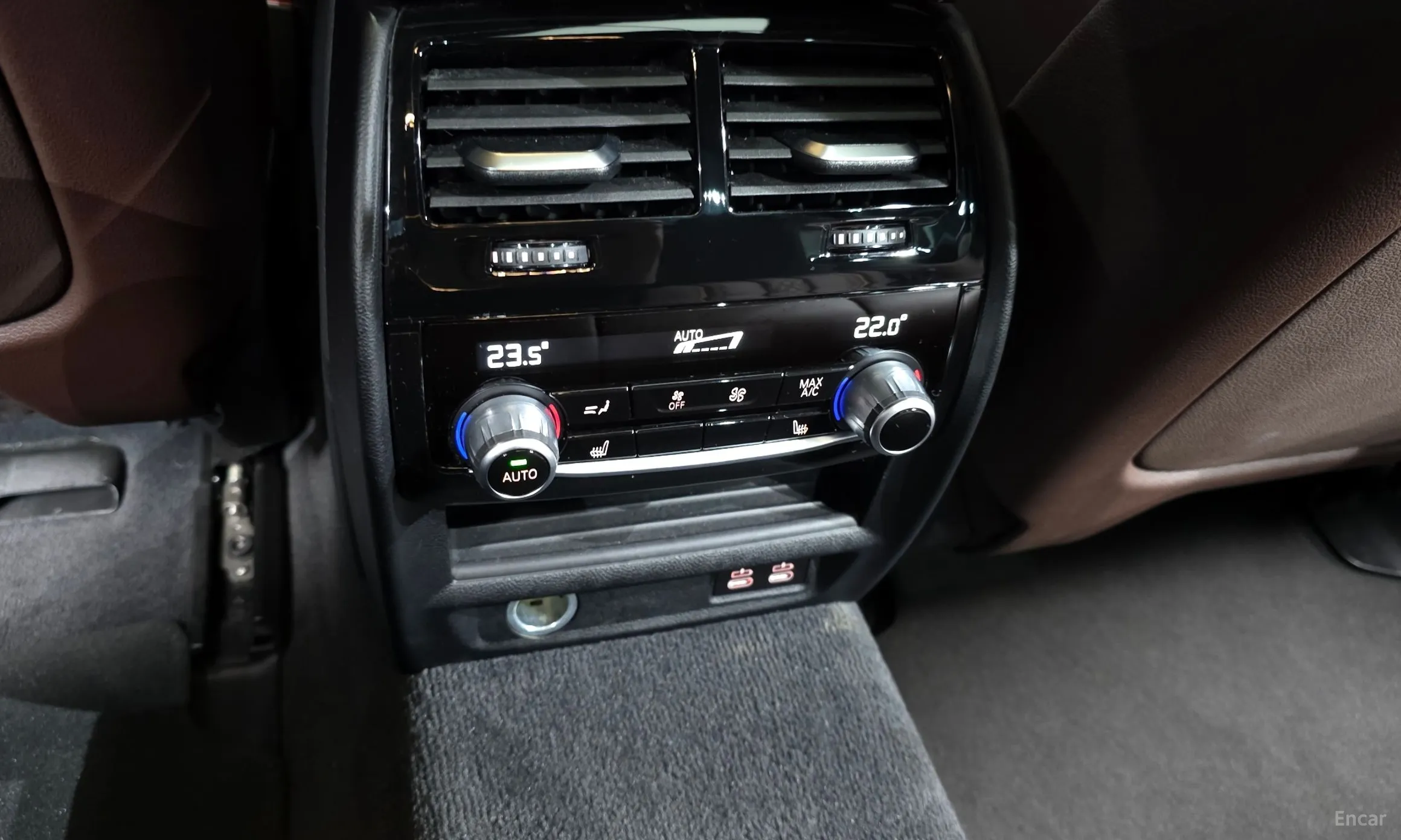 BMW 5 Series (G30) превью 18