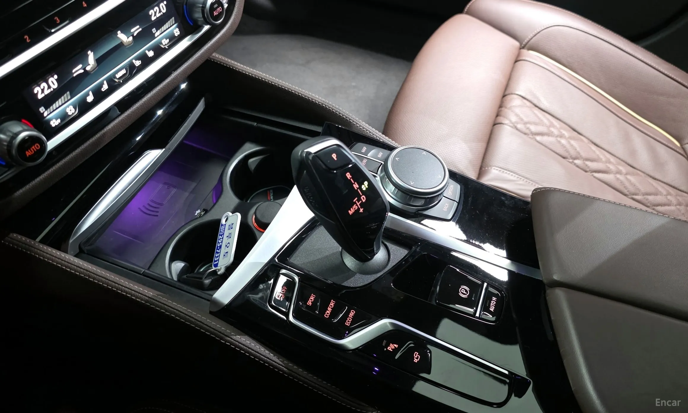 BMW 5 Series (G30) превью 9