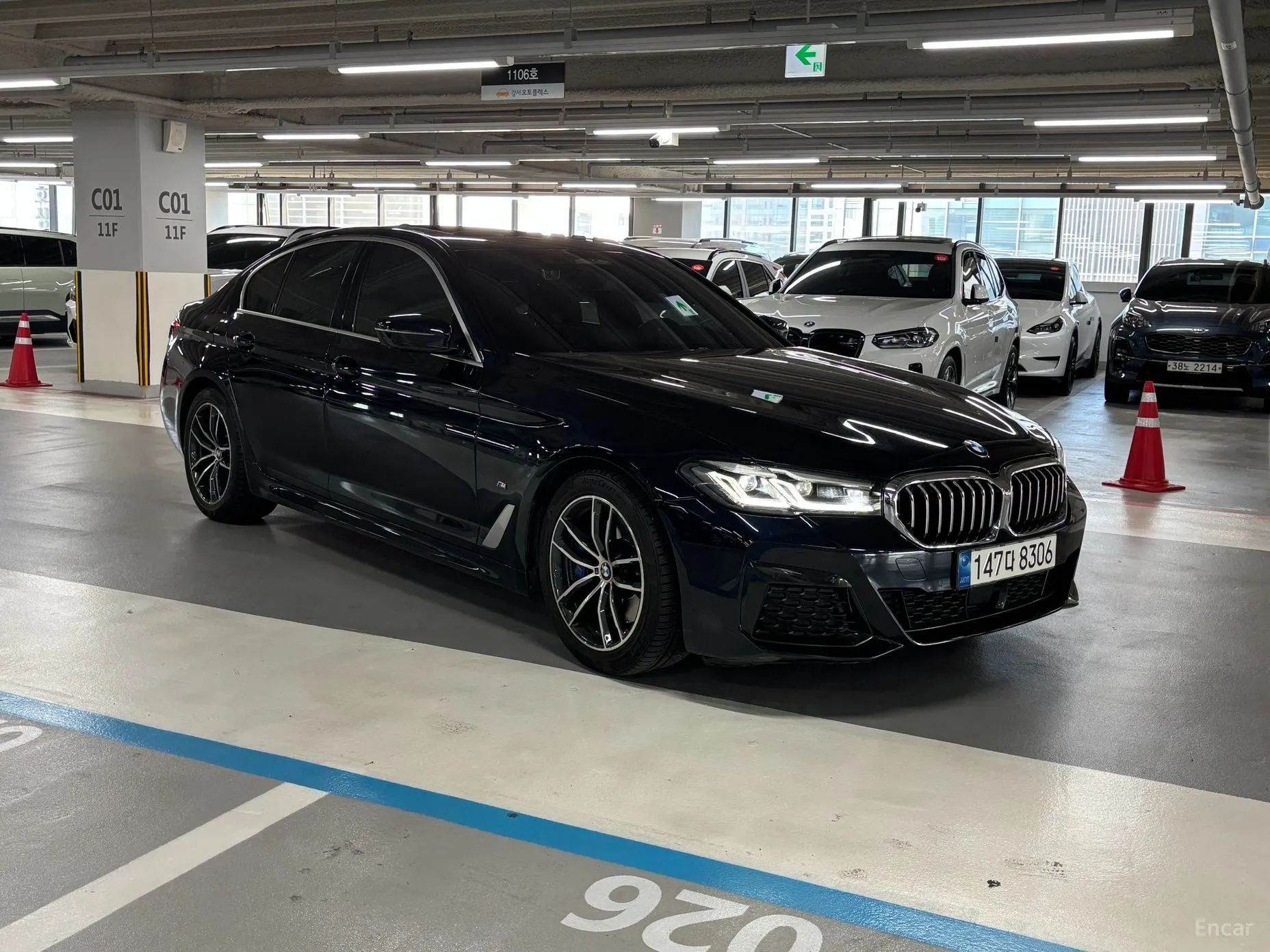 BMW 5 Series (G30) превью 3