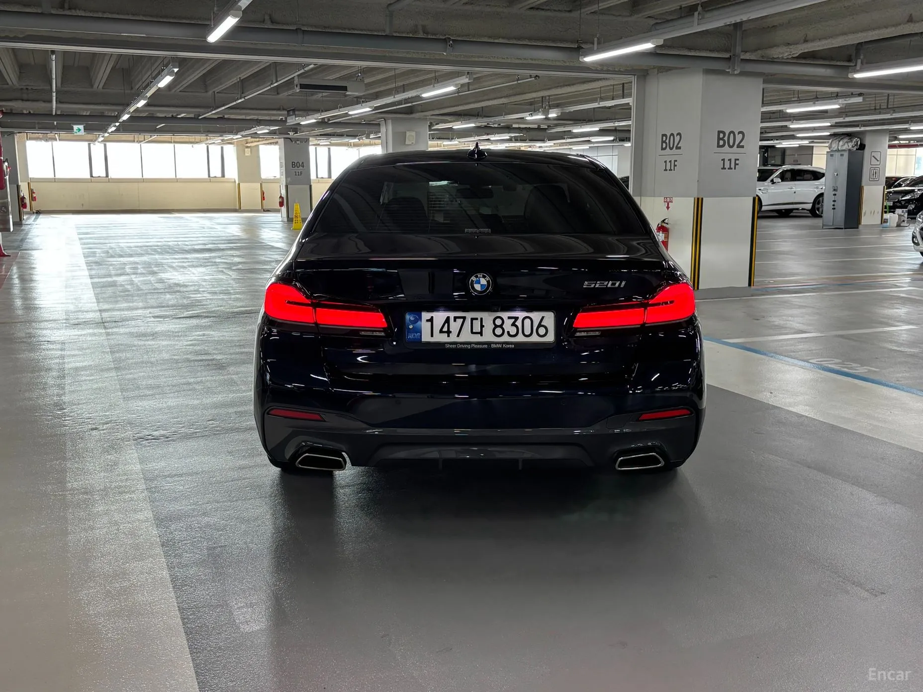 BMW 5 Series (G30) превью 5