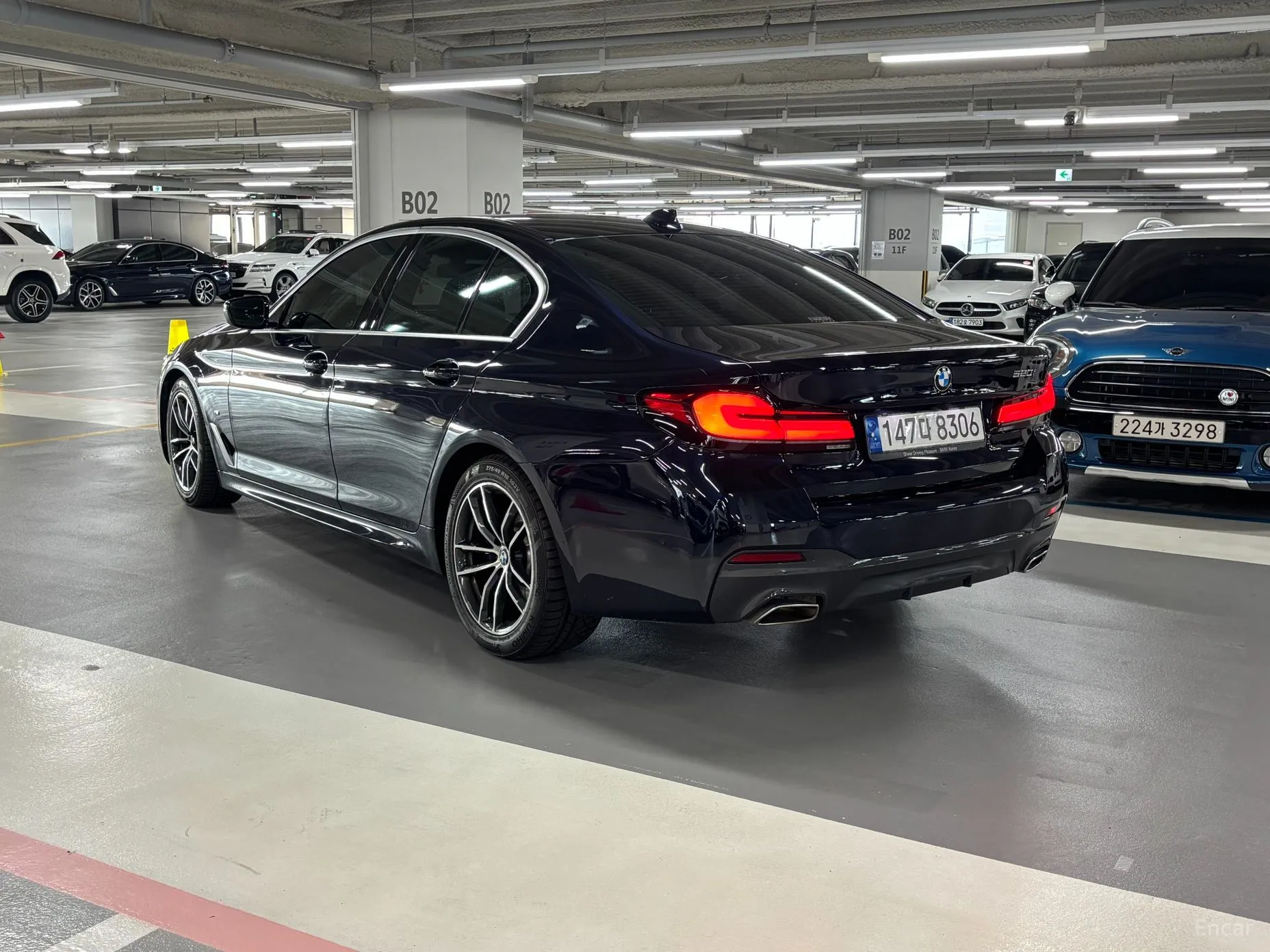 BMW 5 Series (G30) превью 6