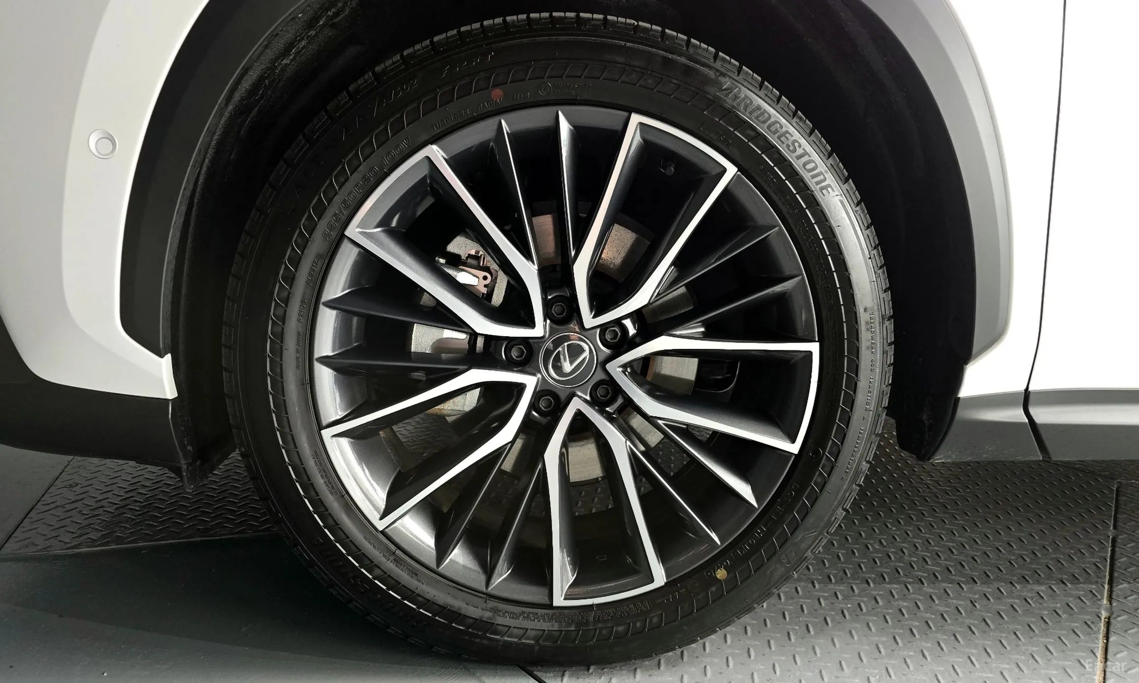 Lexus NX350h Gen 2 превью 5
