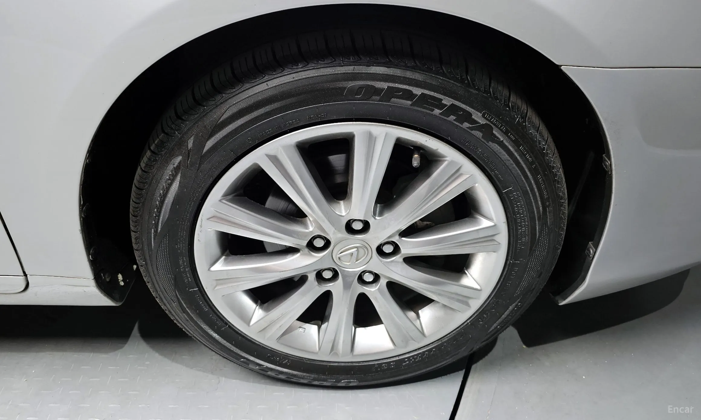 Lexus ES350 превью 5