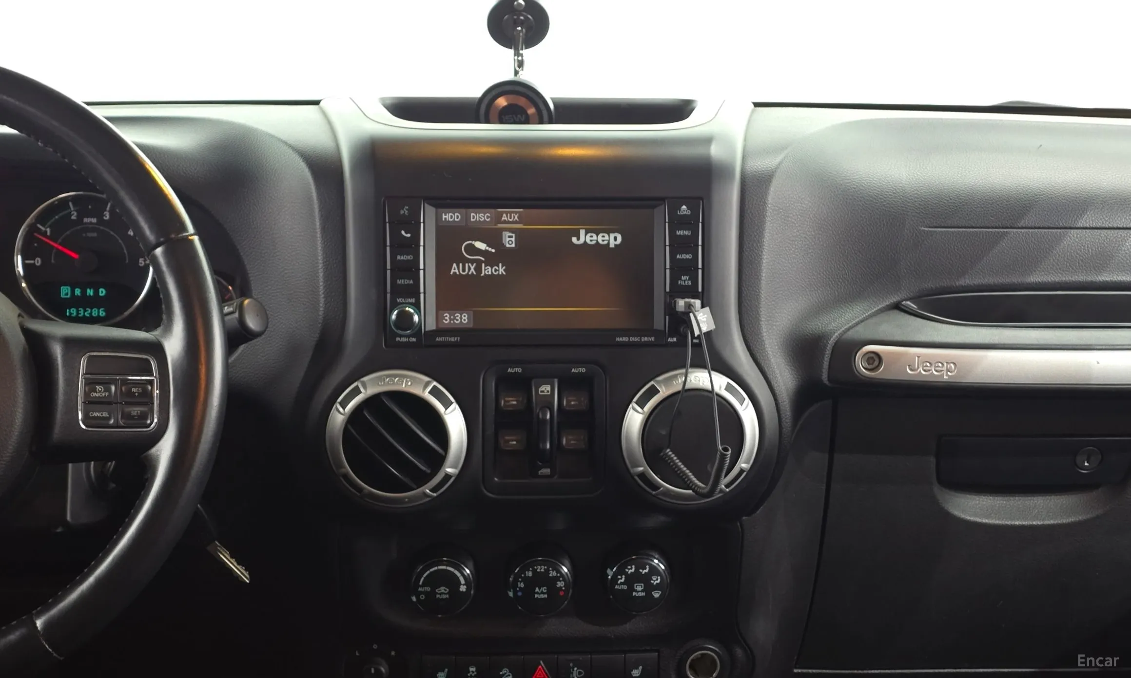 Jeep Wrangler (JK) превью 15