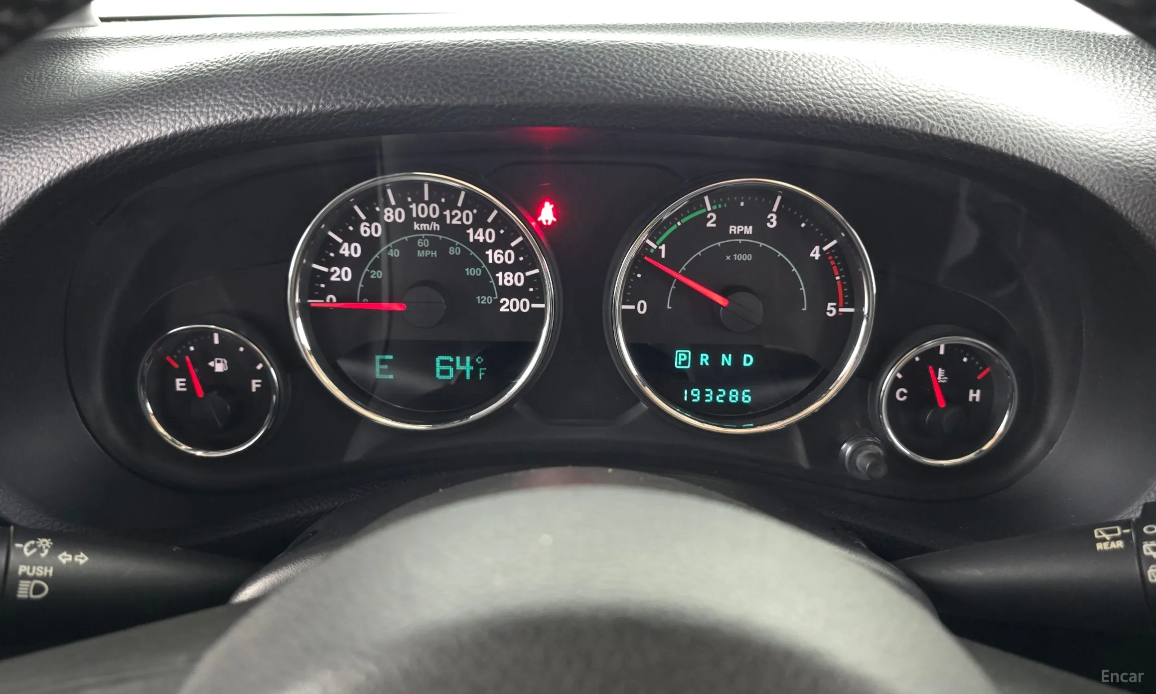 Jeep Wrangler (JK) превью 8