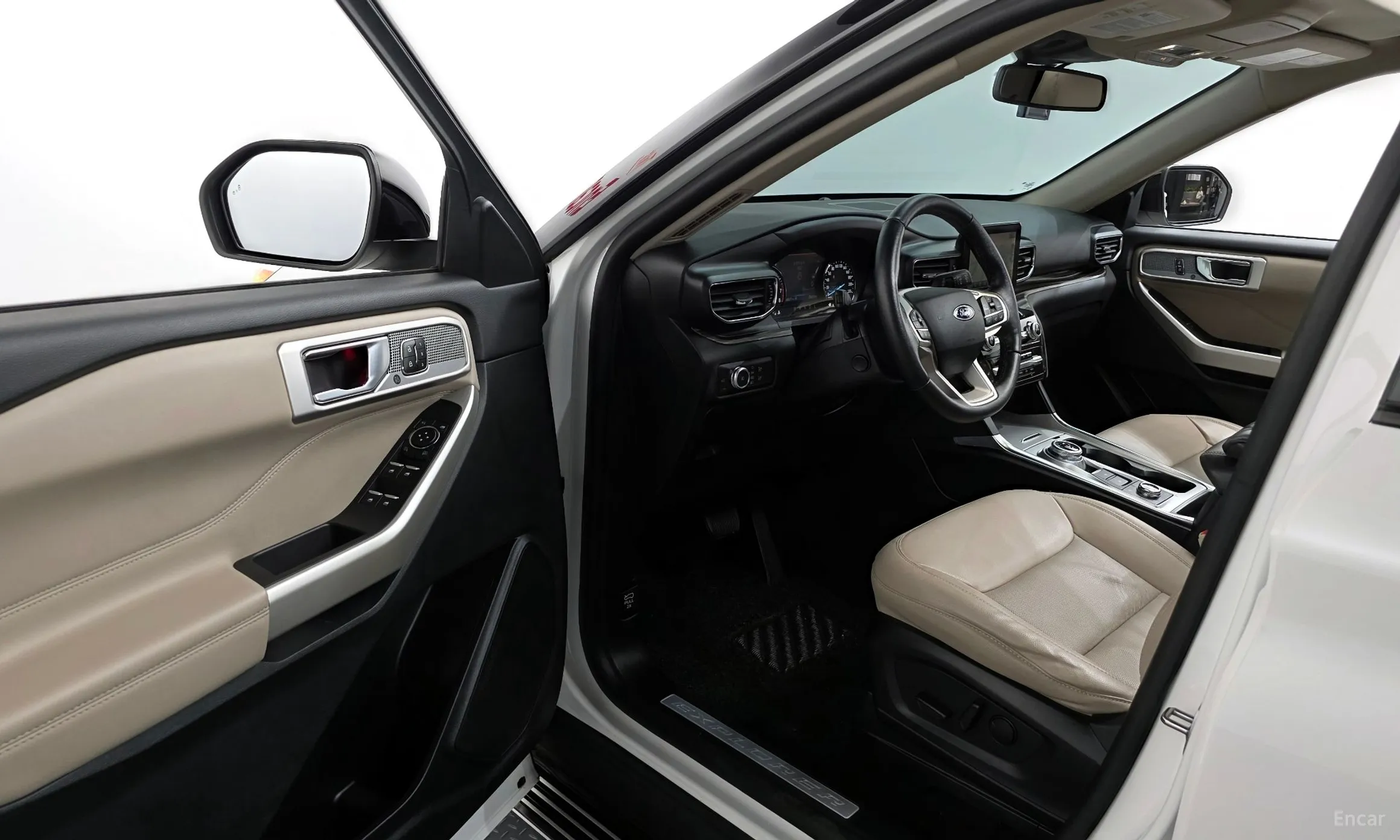 Ford Explorer 6th Generation превью 10