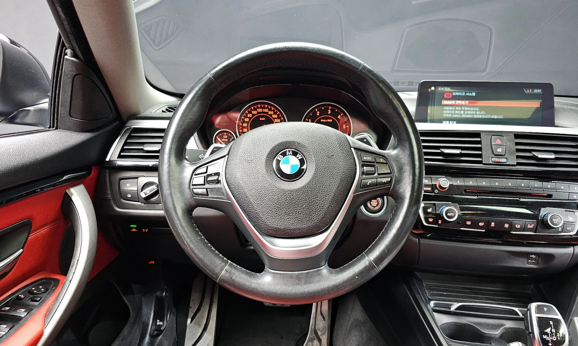 BMW Series 4 (F32) превью 13