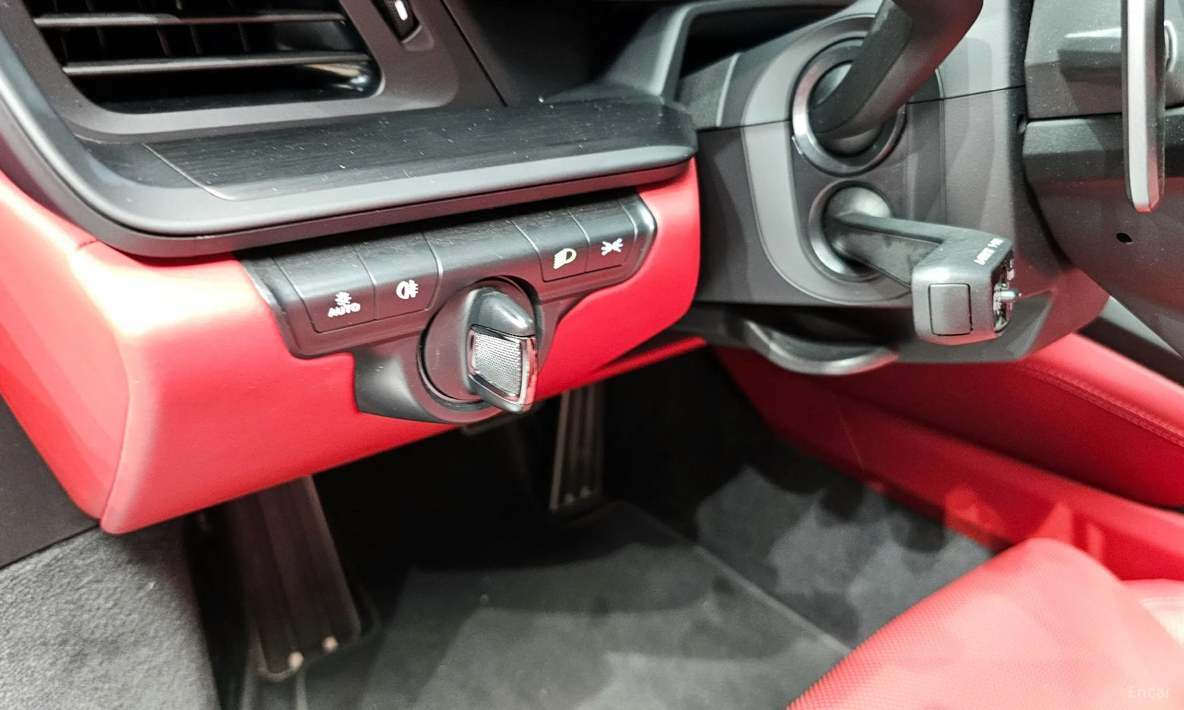 Porsche 911 (992) превью 17