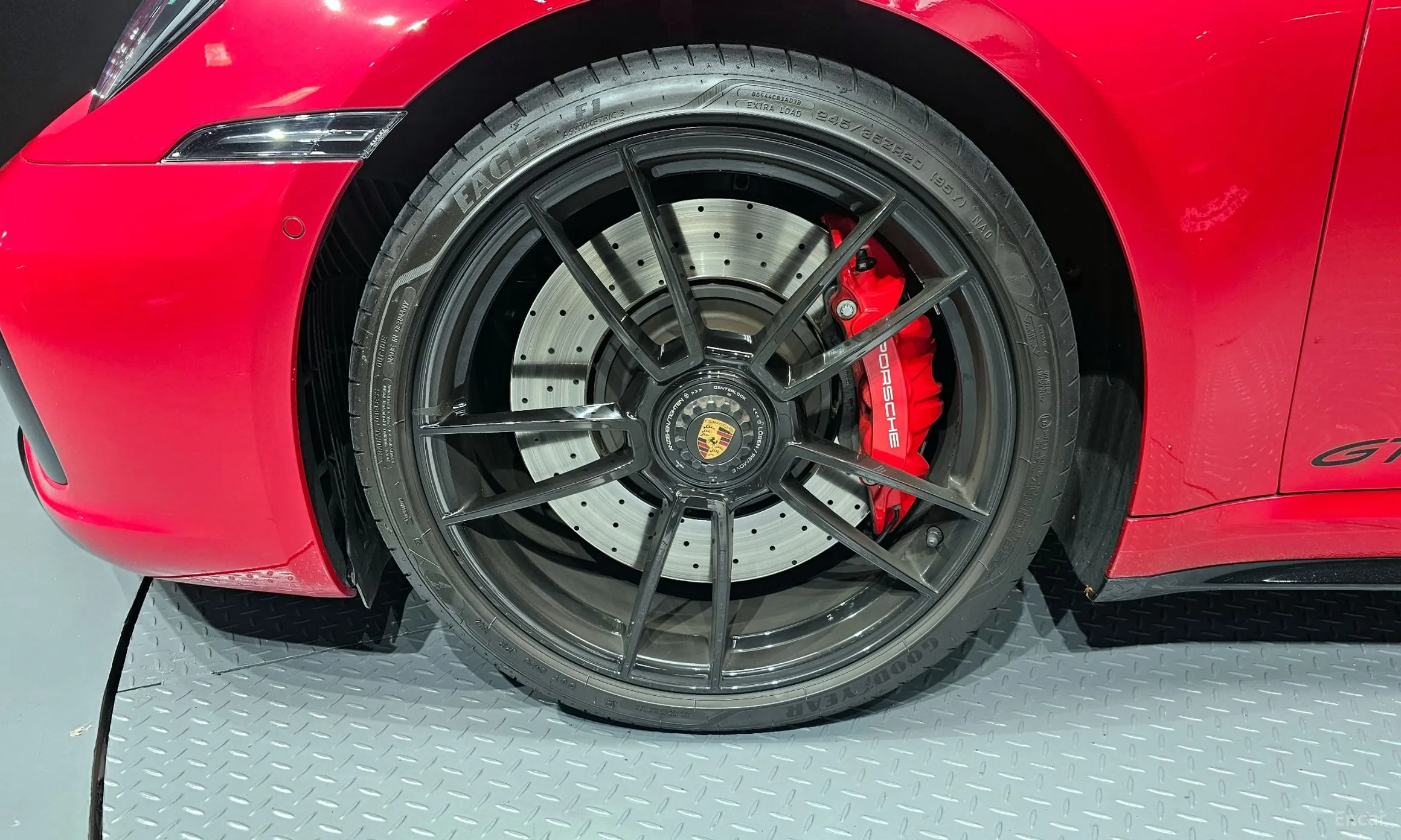 Porsche 911 (992) превью 5