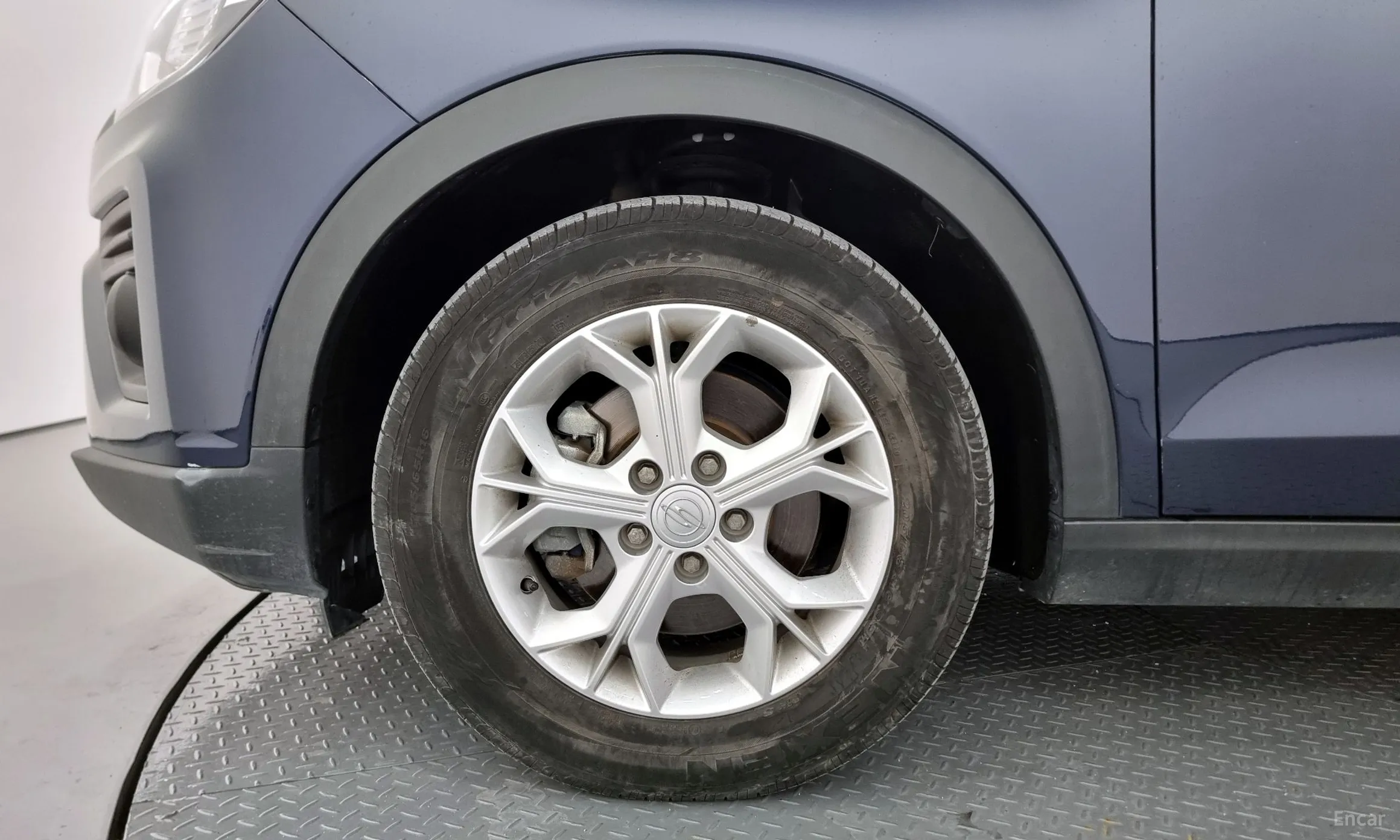KG Mobility (SsangYong) Berry New Tivoli превью 5