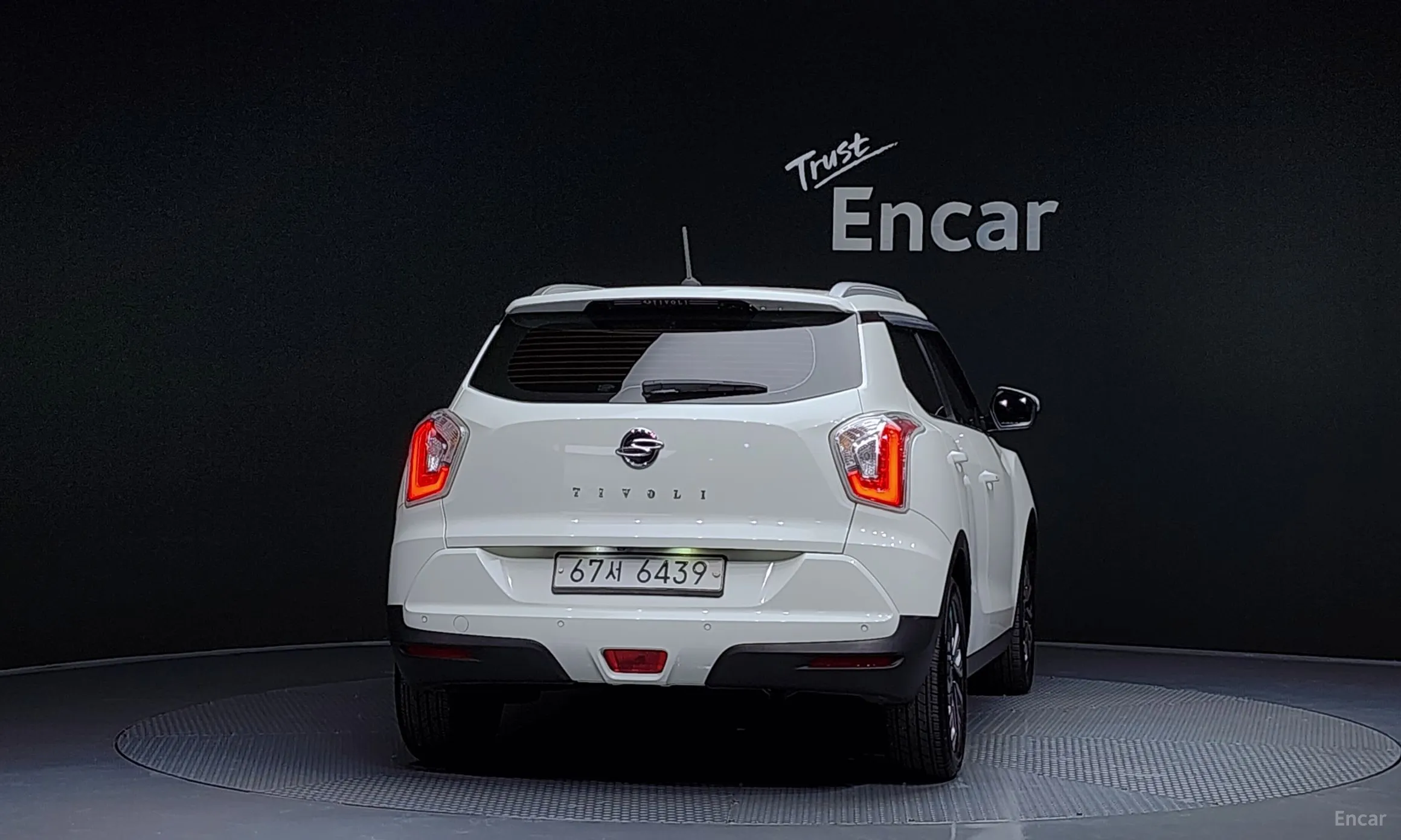 KG Mobility (SsangYong) Tivoli Armor превью 4