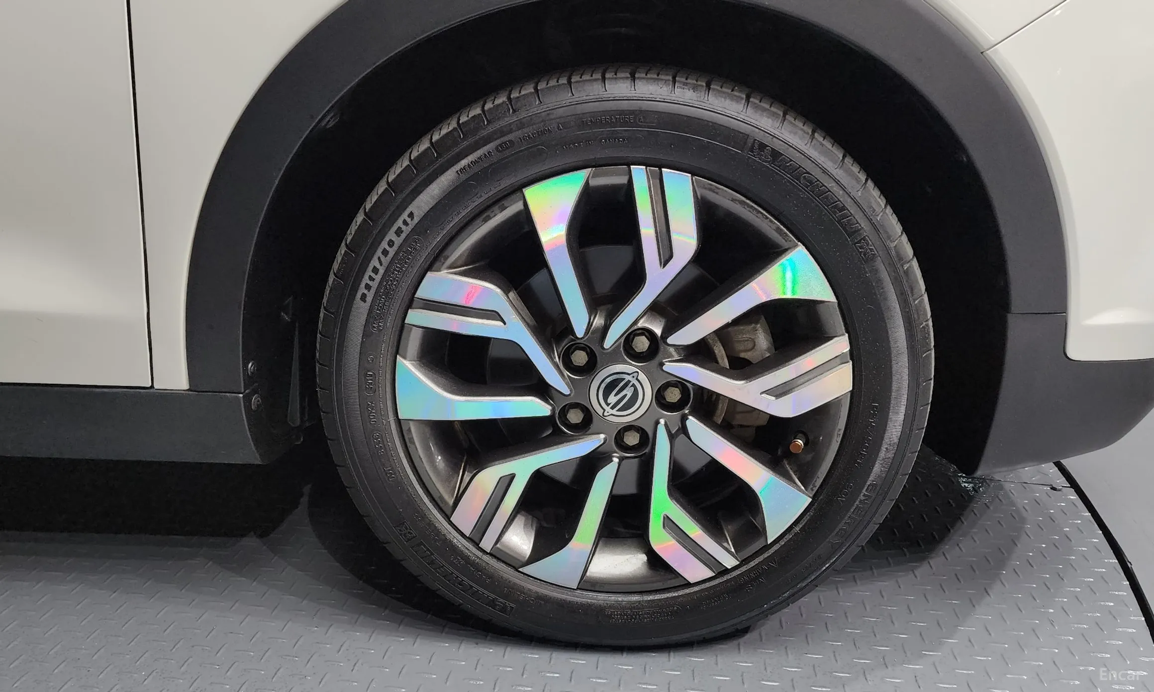 KG Mobility (SsangYong) Tivoli Armor превью 5