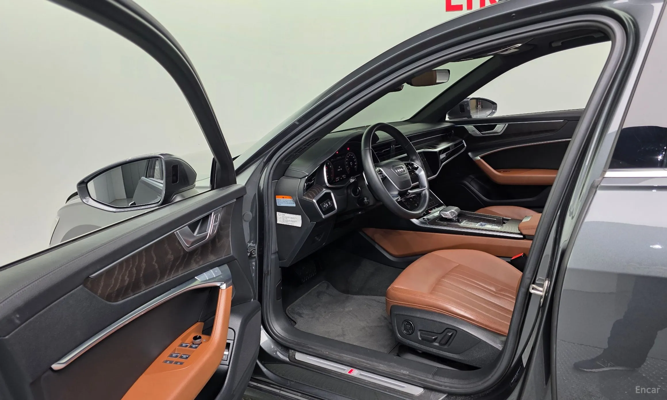 Audi A6 (C8) превью 13