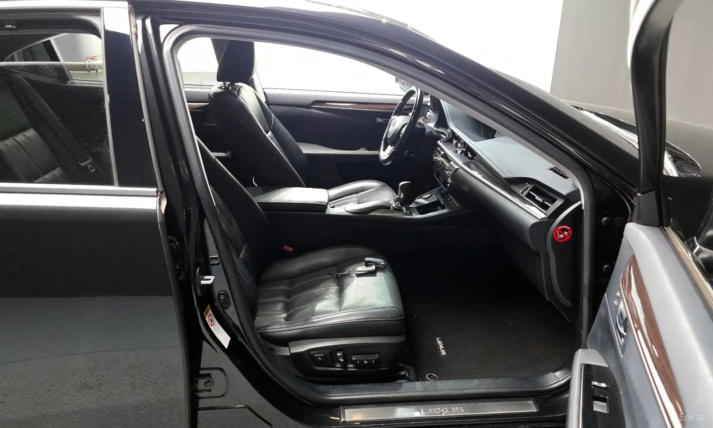 Lexus New ES350 превью 11