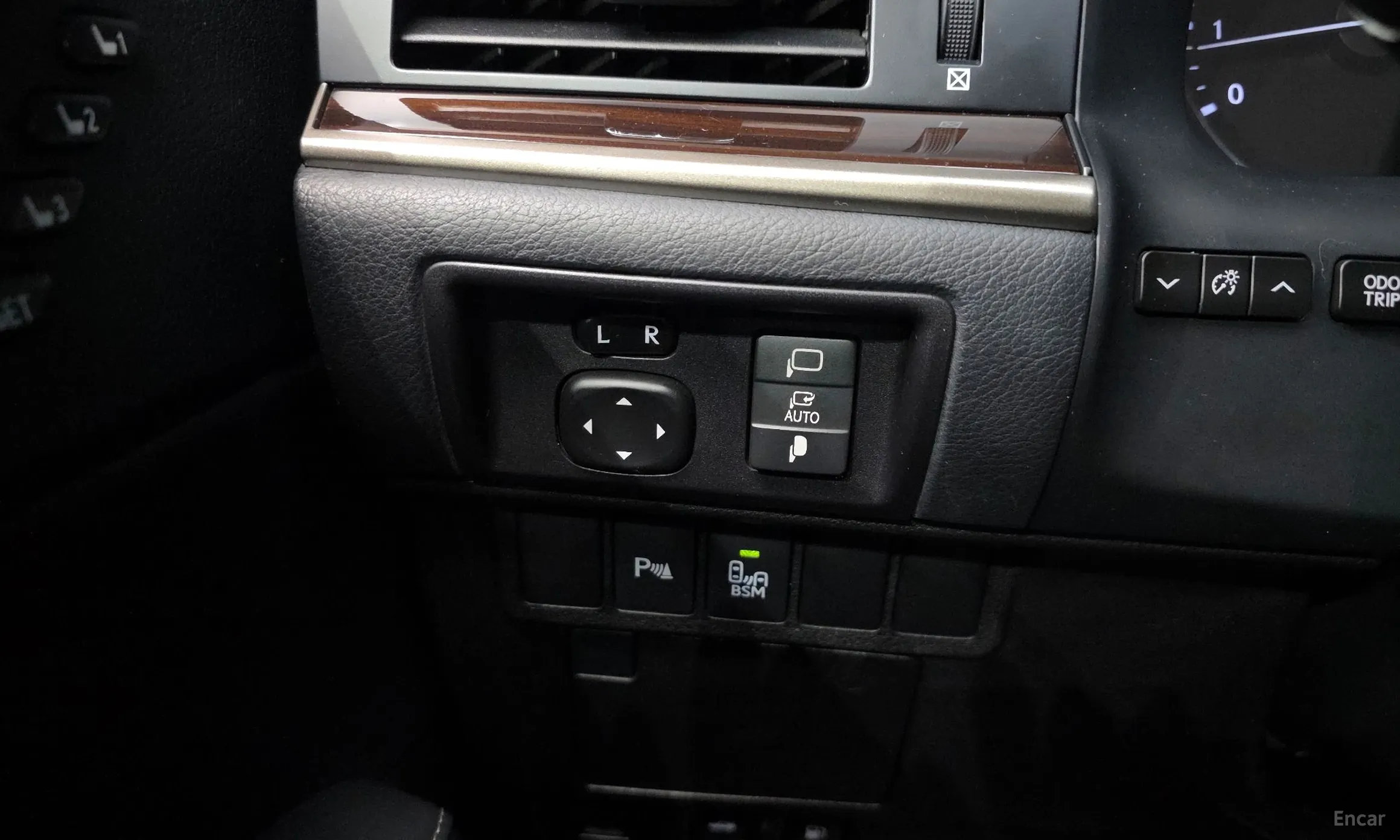 Lexus New ES350 превью 16
