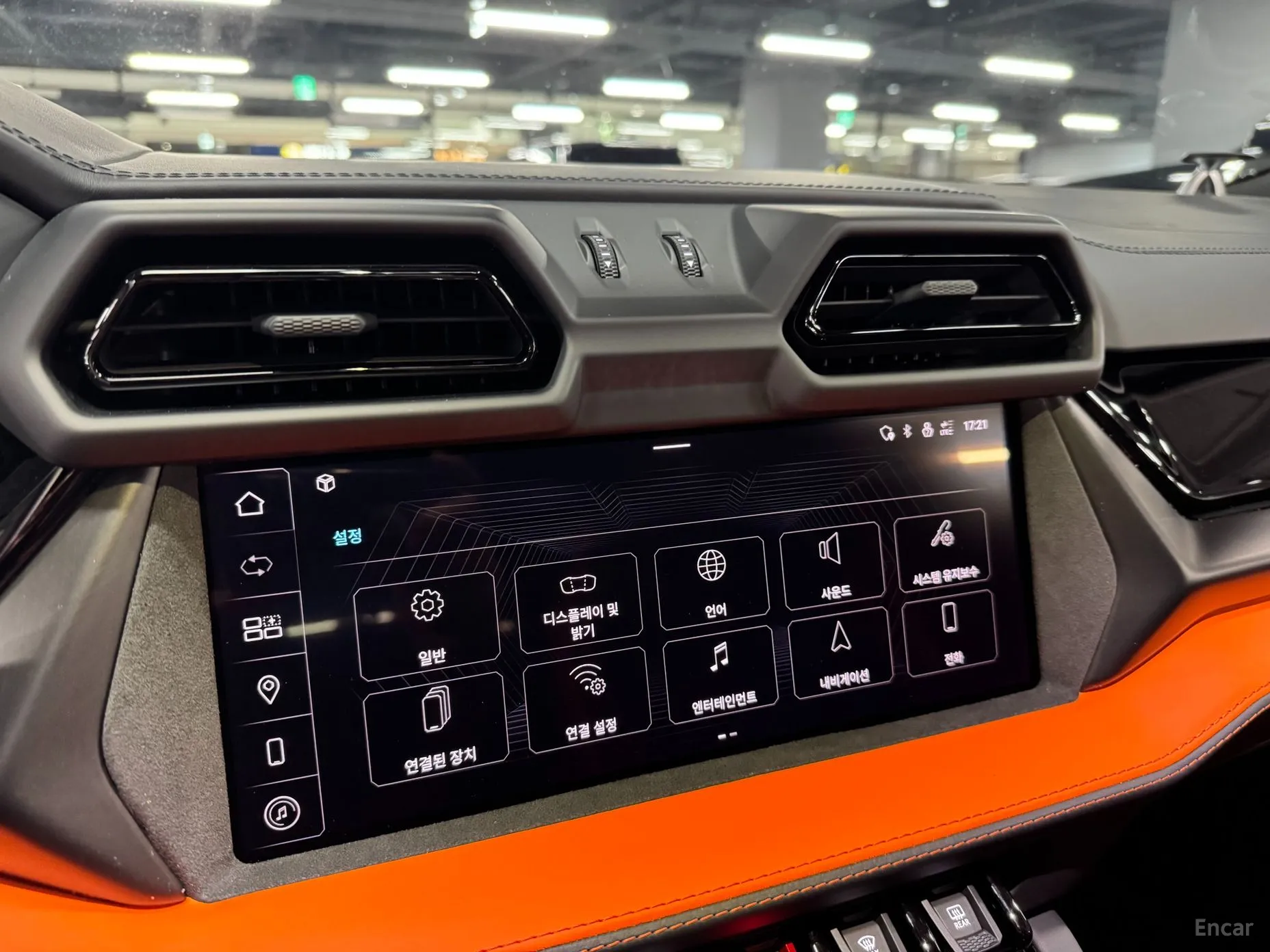 Lamborghini Urus превью 6